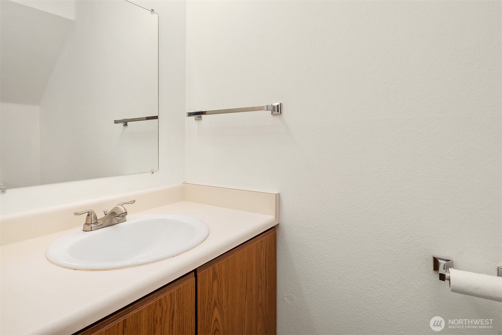 708 6th Avenue E101 Property Photo 20