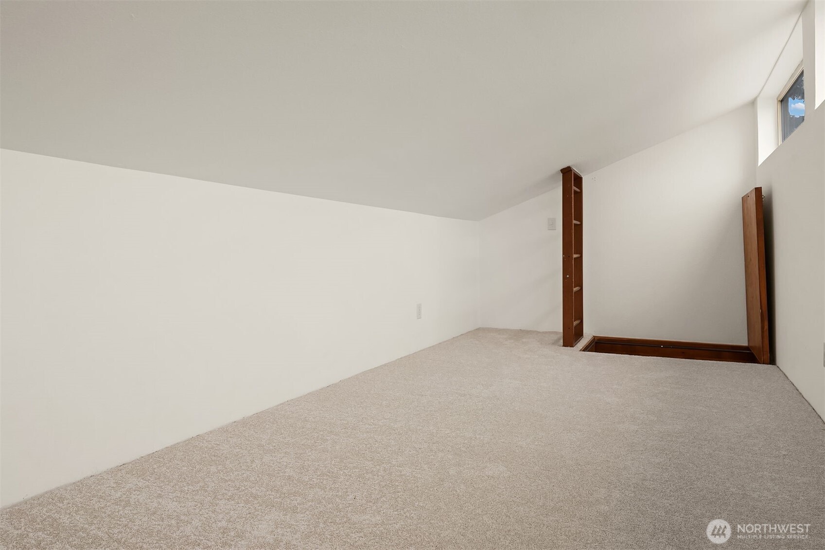 708 6th Avenue E101 Property Photo 32