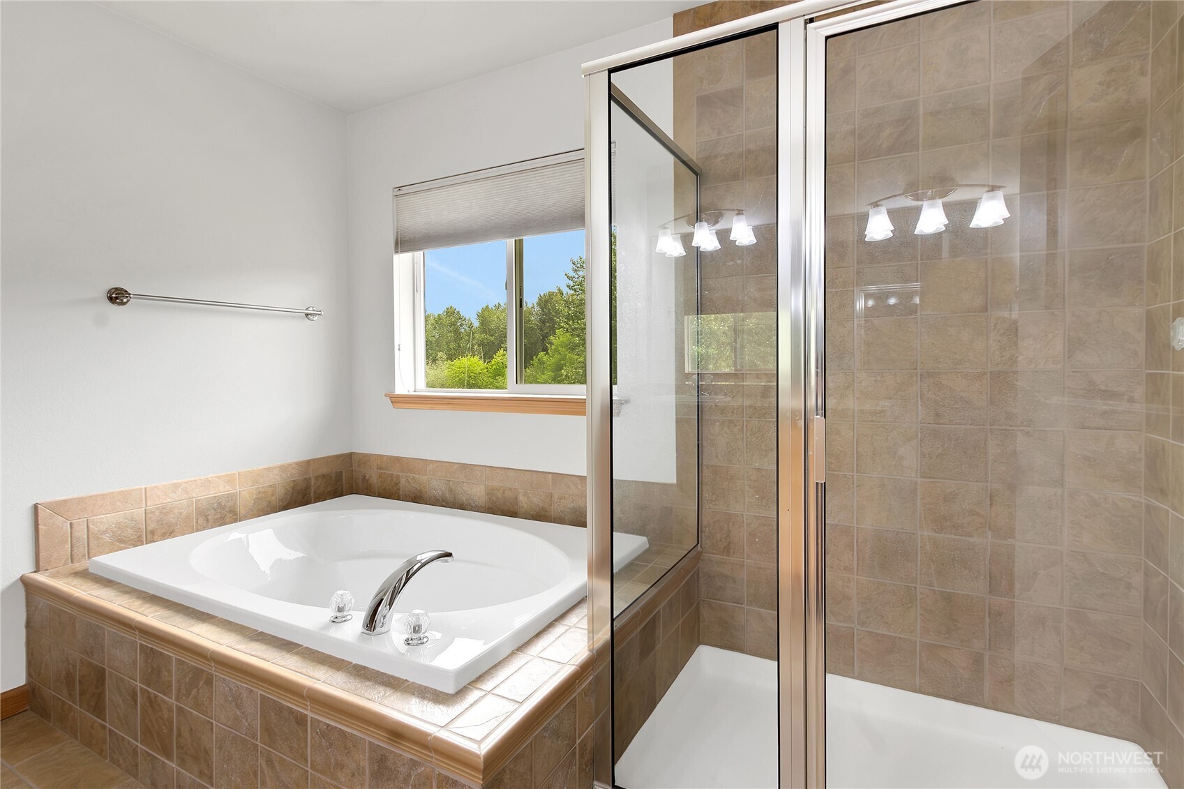 1522 Daffodil Avenue Property Photo 15