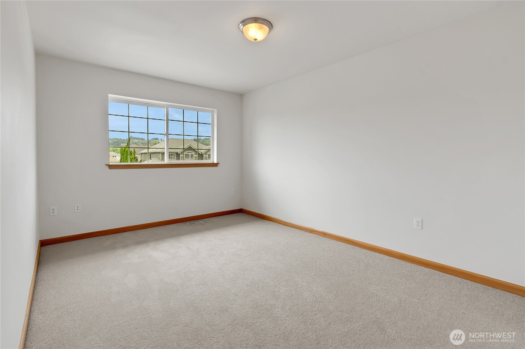 1522 Daffodil Avenue Property Photo 20