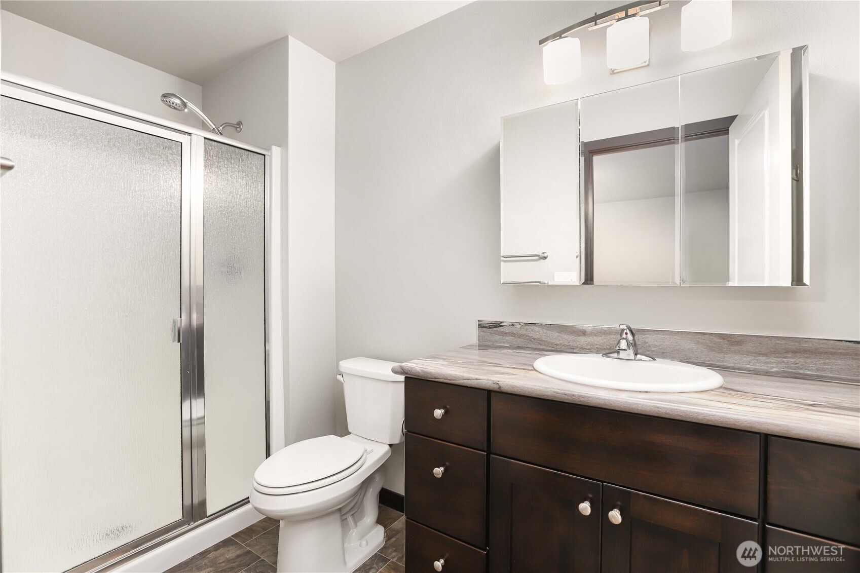 369 Hocker Street Property Photo 10