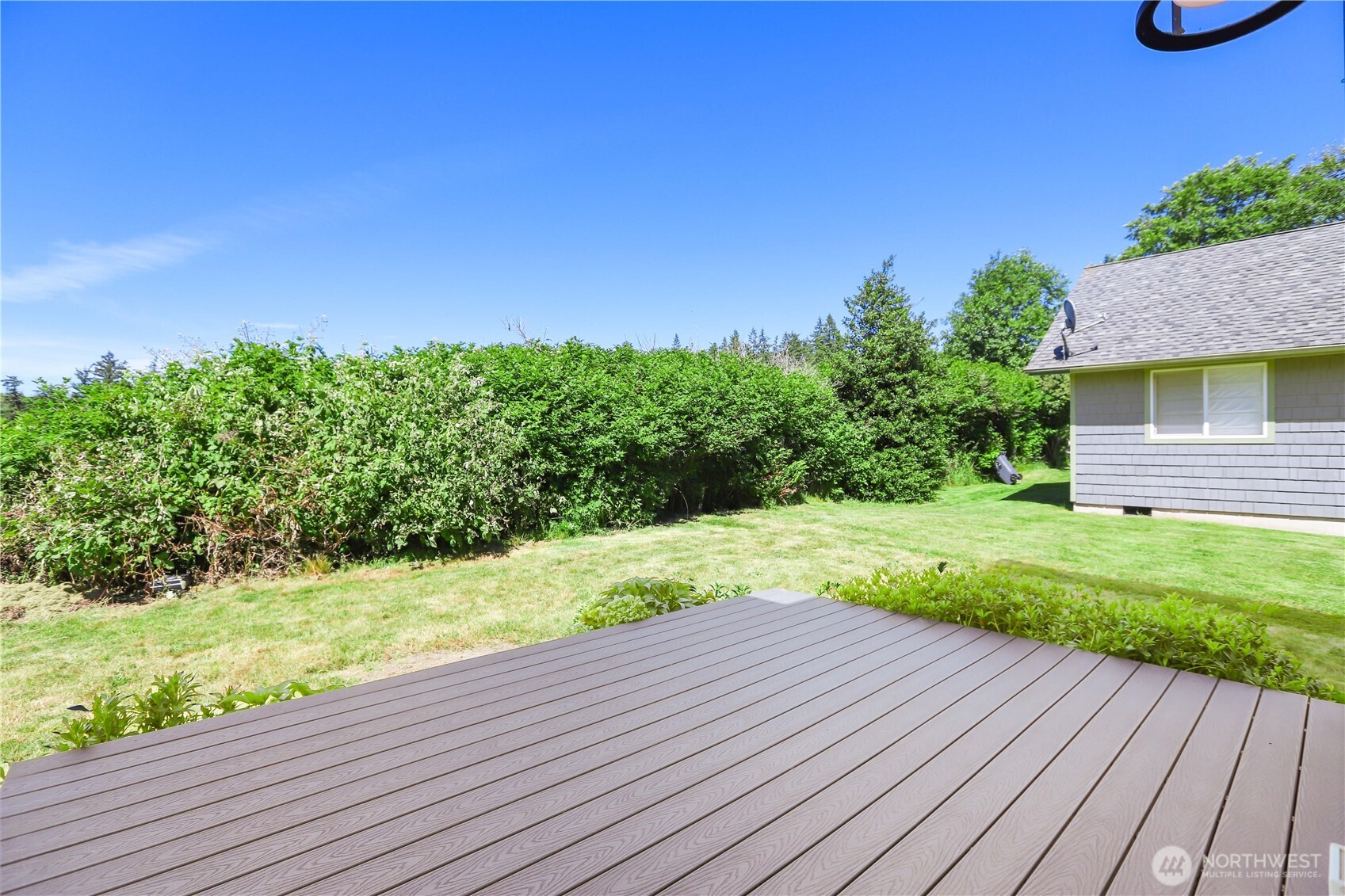 369 Hocker Street Property Photo 16
