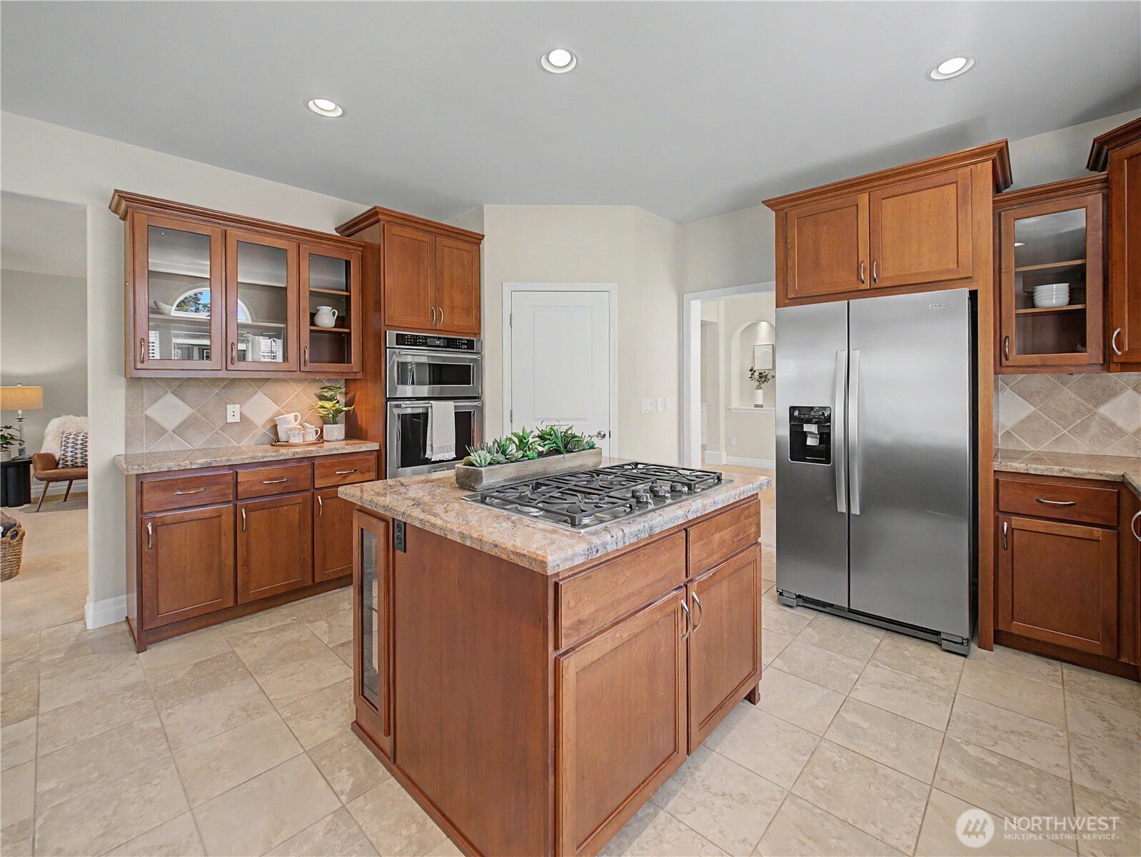2635 Perry Court Property Photo 9