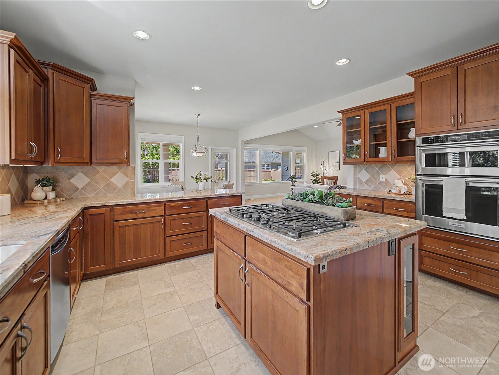 2635 Perry Court Property Photo 10