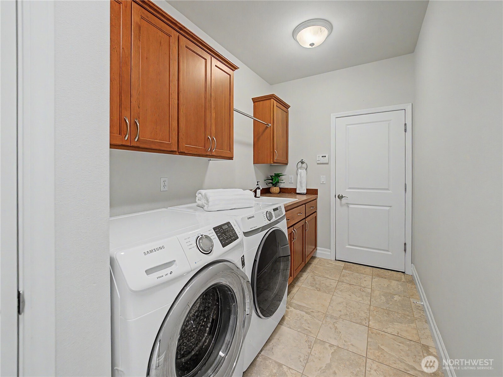 2635 Perry Court Property Photo 30