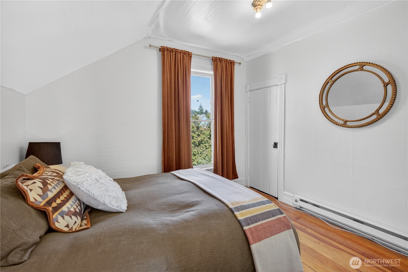 126 W Ash Street Property Photo 15
