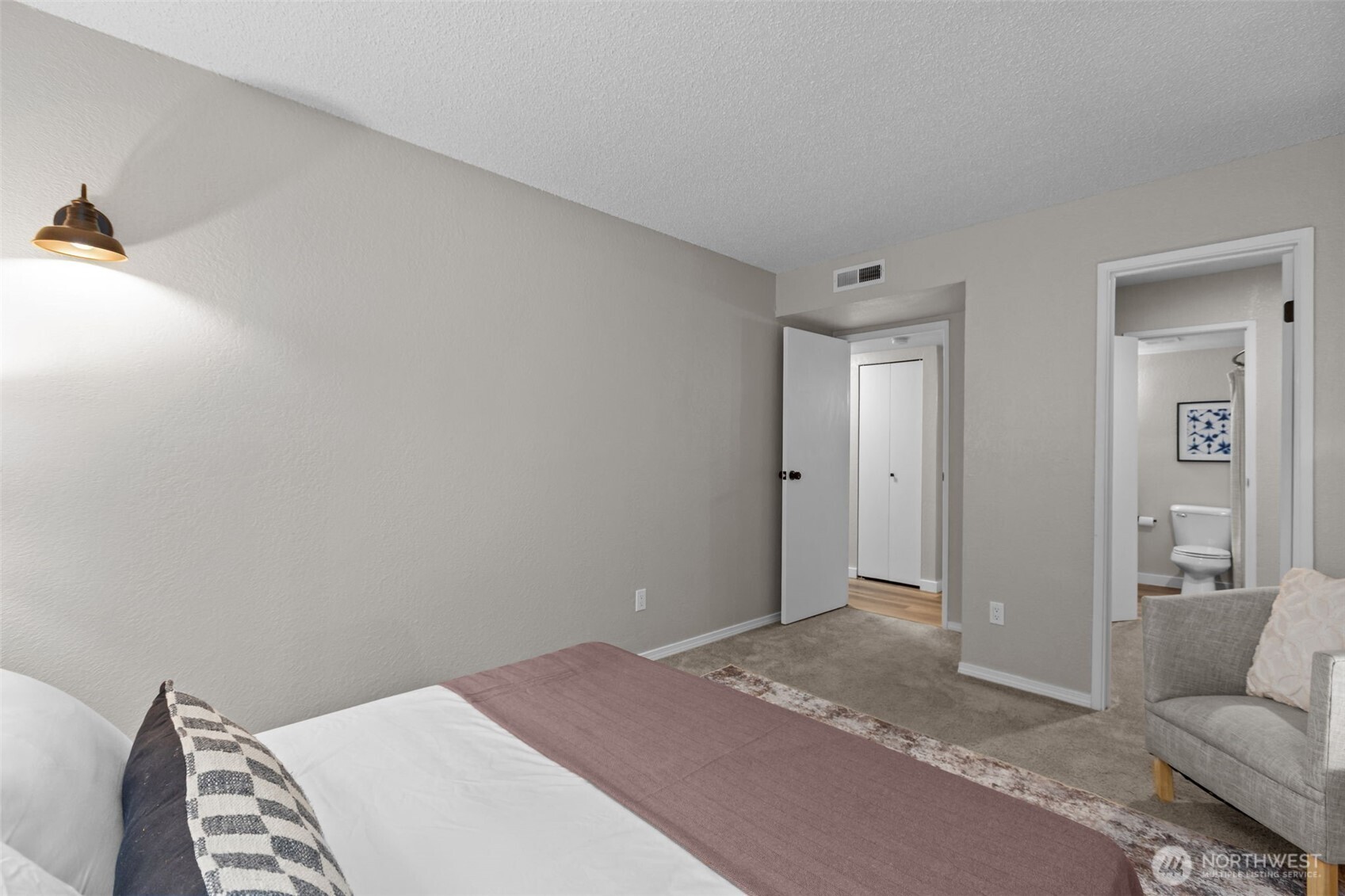 423 75th Street B26 Property Photo 17