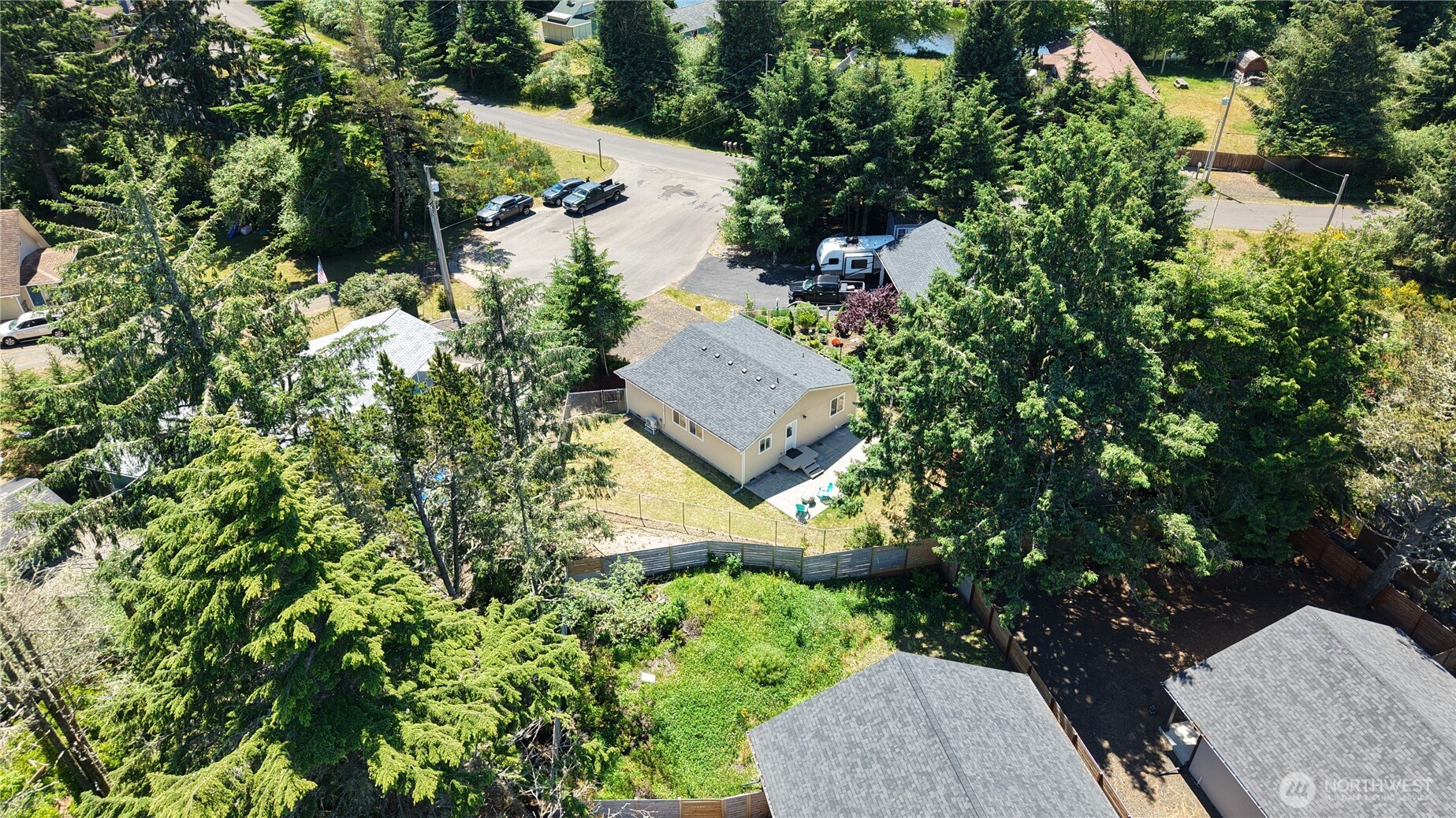 708 Eider Court Property Photo 3