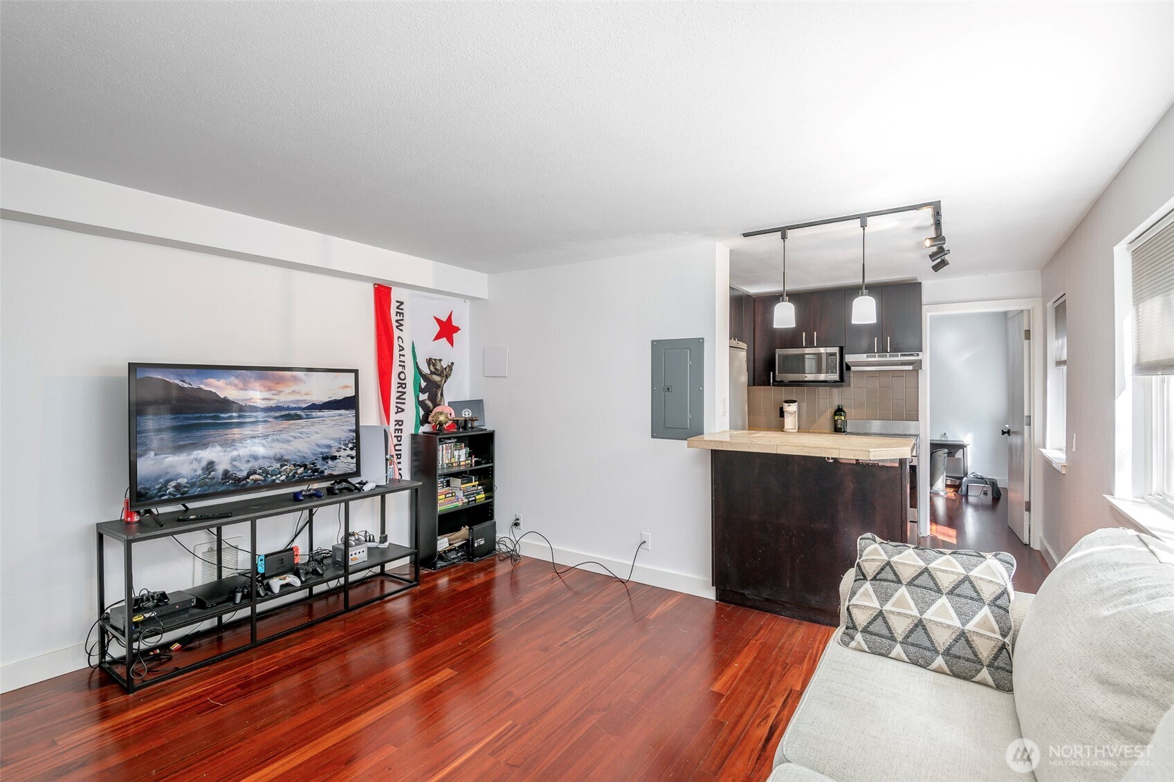 752 Bellevue Avenue 208 Property Photo 11