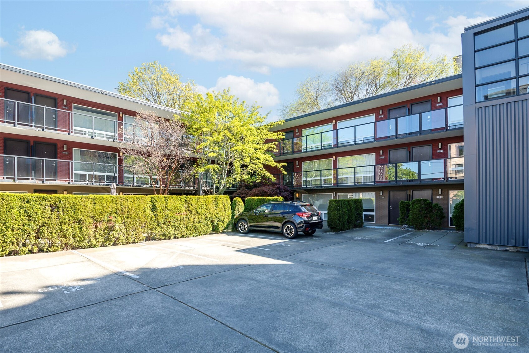 752 Bellevue Avenue 208 Property Photo 19