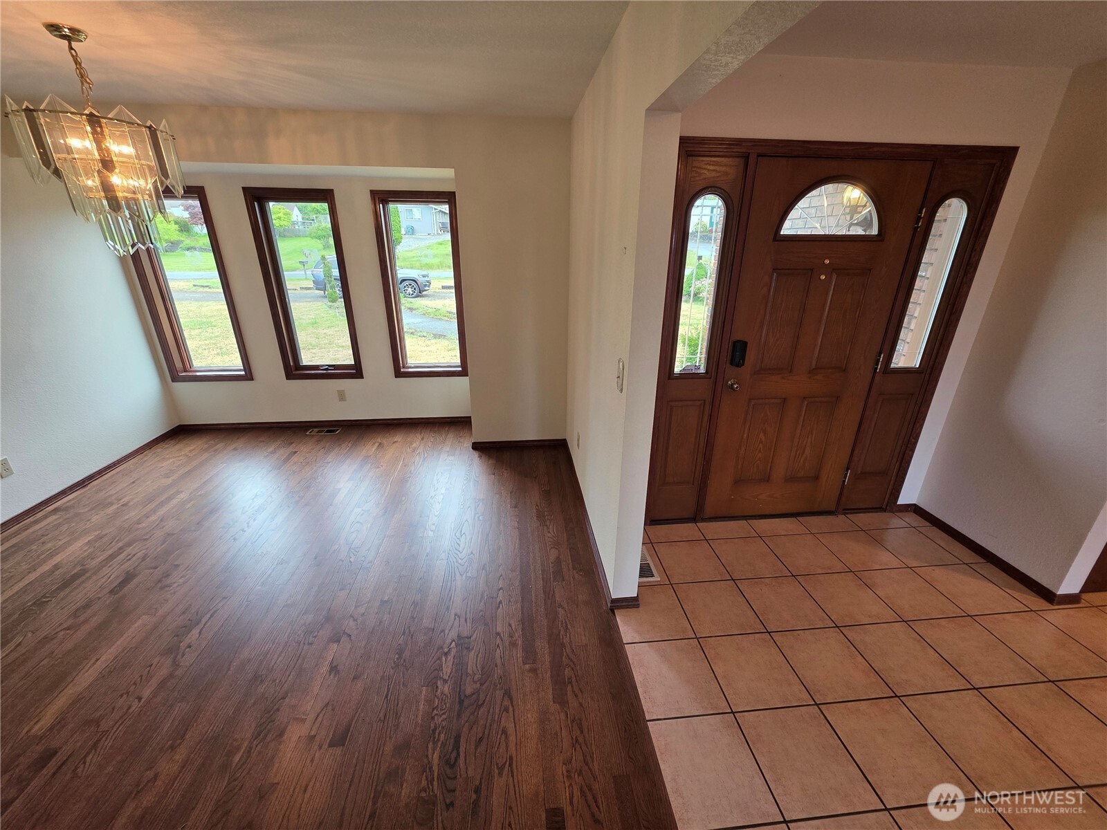 1133 Olympus Avenue Property Photo 5