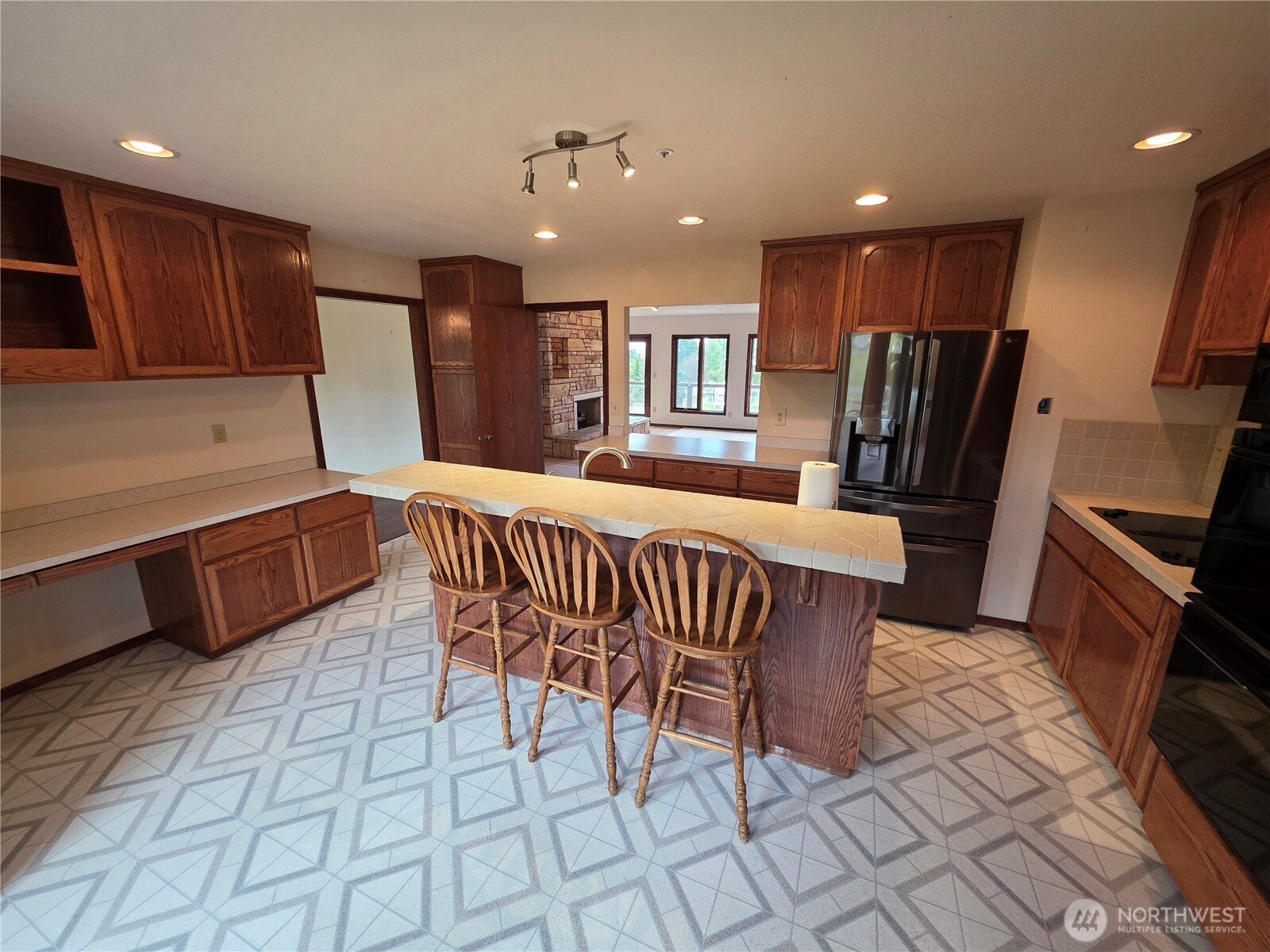 1133 Olympus Avenue Property Photo 8
