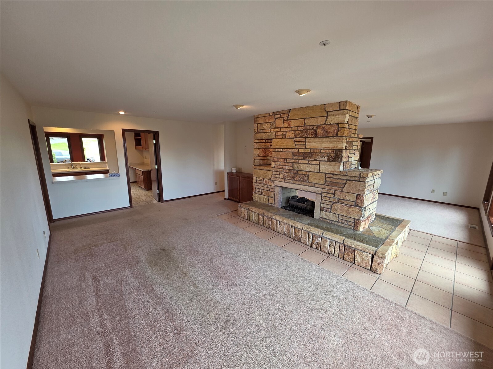 1133 Olympus Avenue Property Photo 10