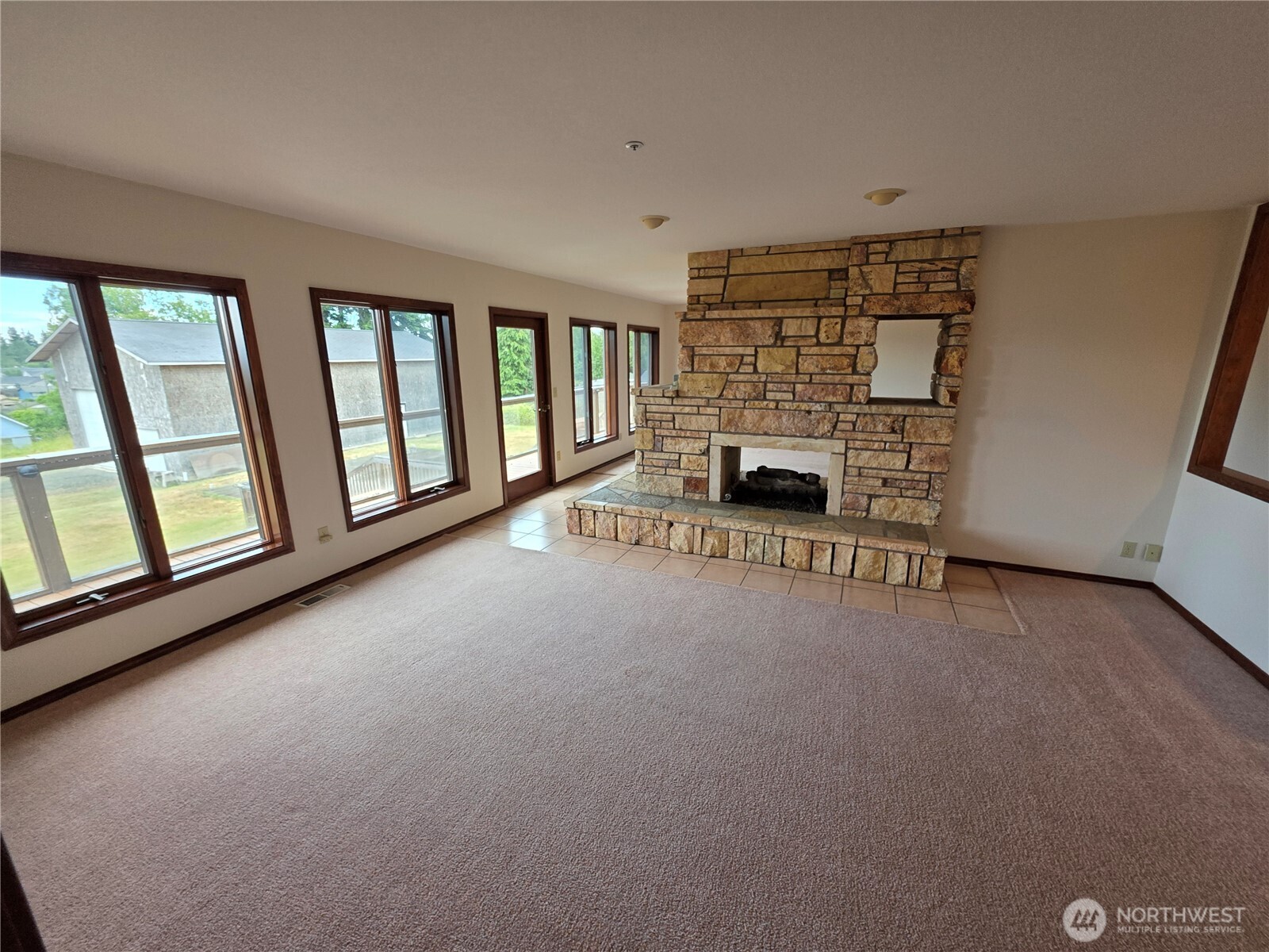 1133 Olympus Avenue Property Photo 12