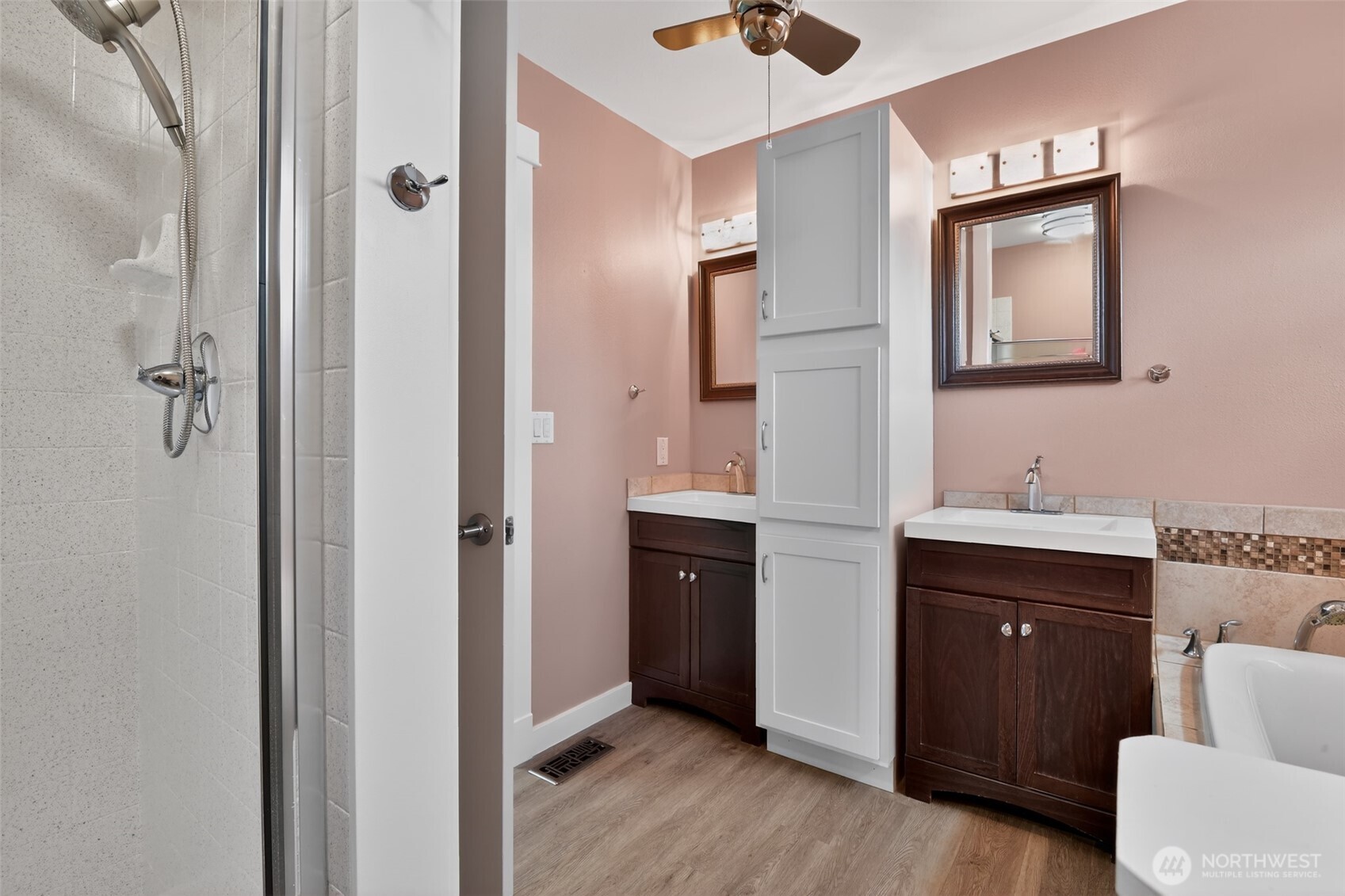 1016 49th Place Property Photo 16