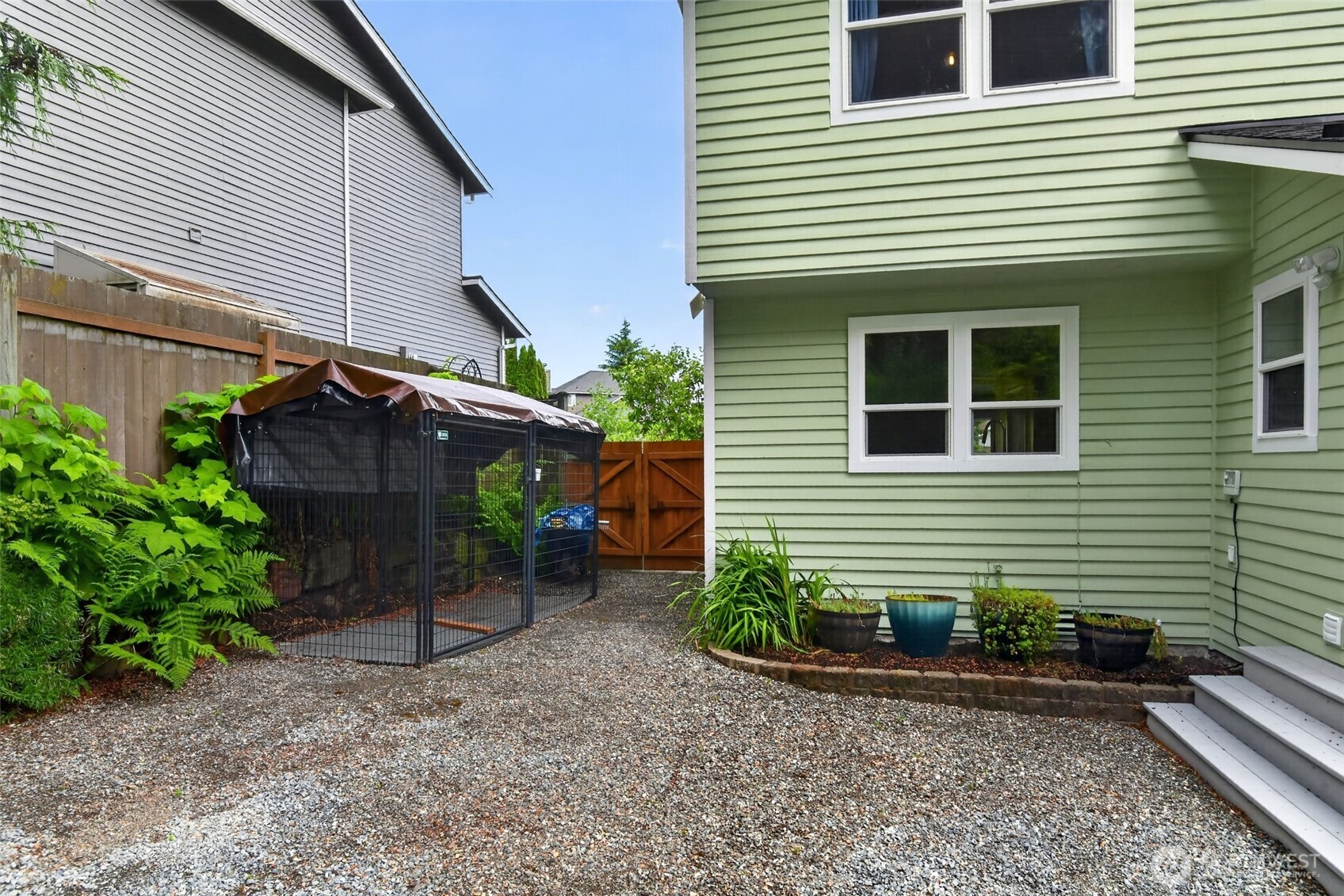 1016 49th Place Property Photo 31