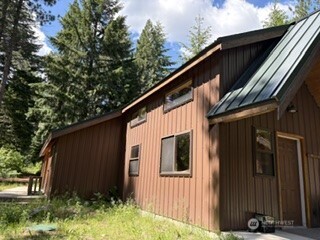 19045 Gill Creek Road Property Photo 1