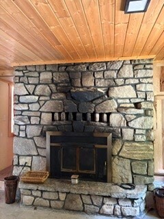 19045 Gill Creek Road Property Photo 5
