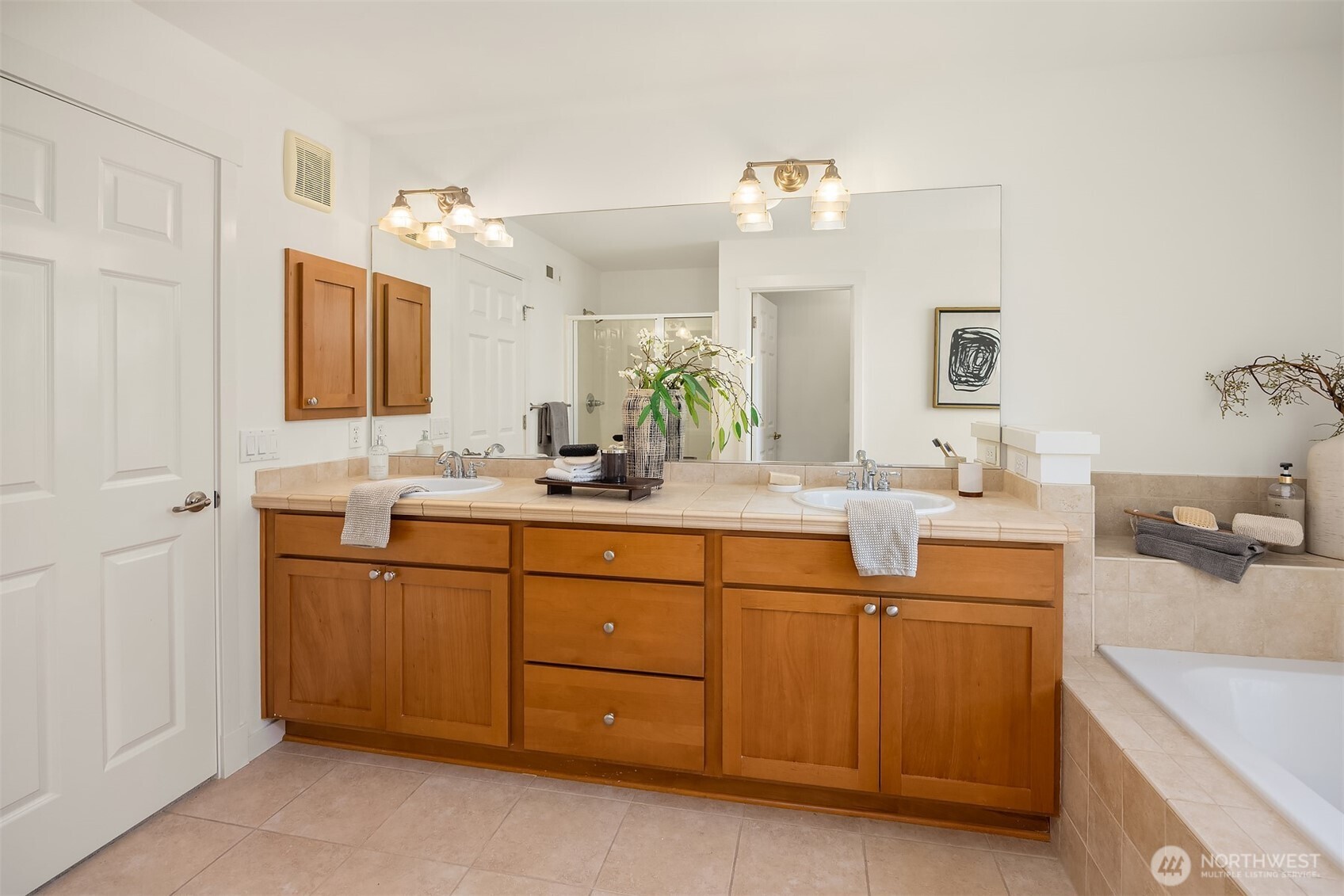 1906 Juneberry Court #1906 Property Photo 27