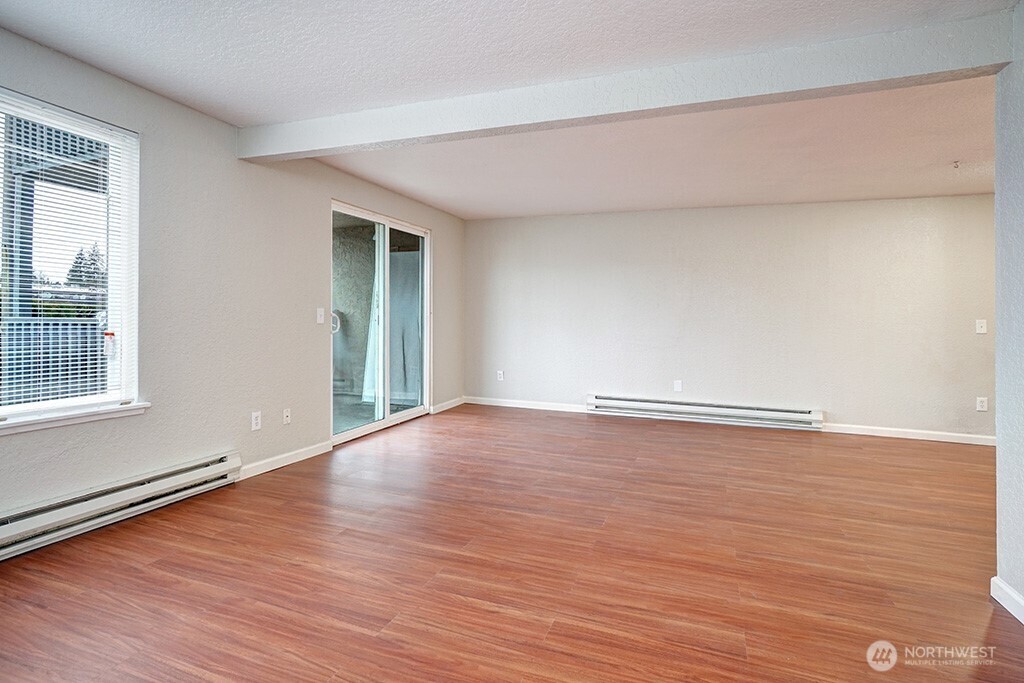 15409 9th Avenue Property Photo 9