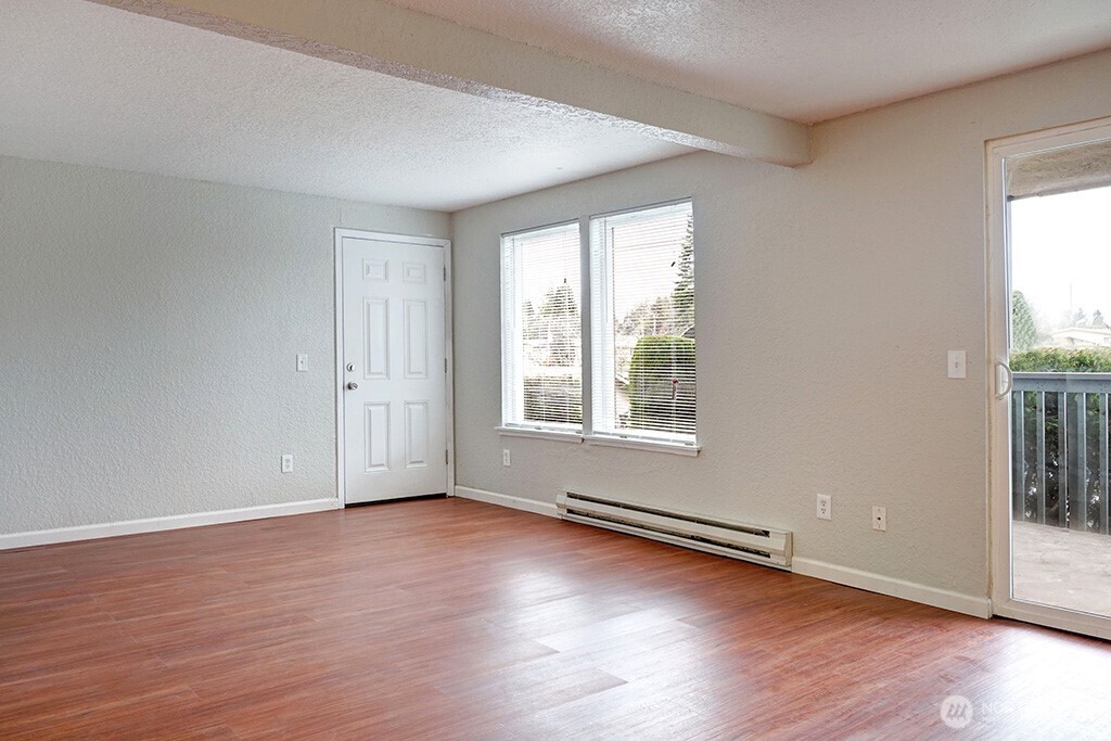 15409 9th Avenue Property Photo 10