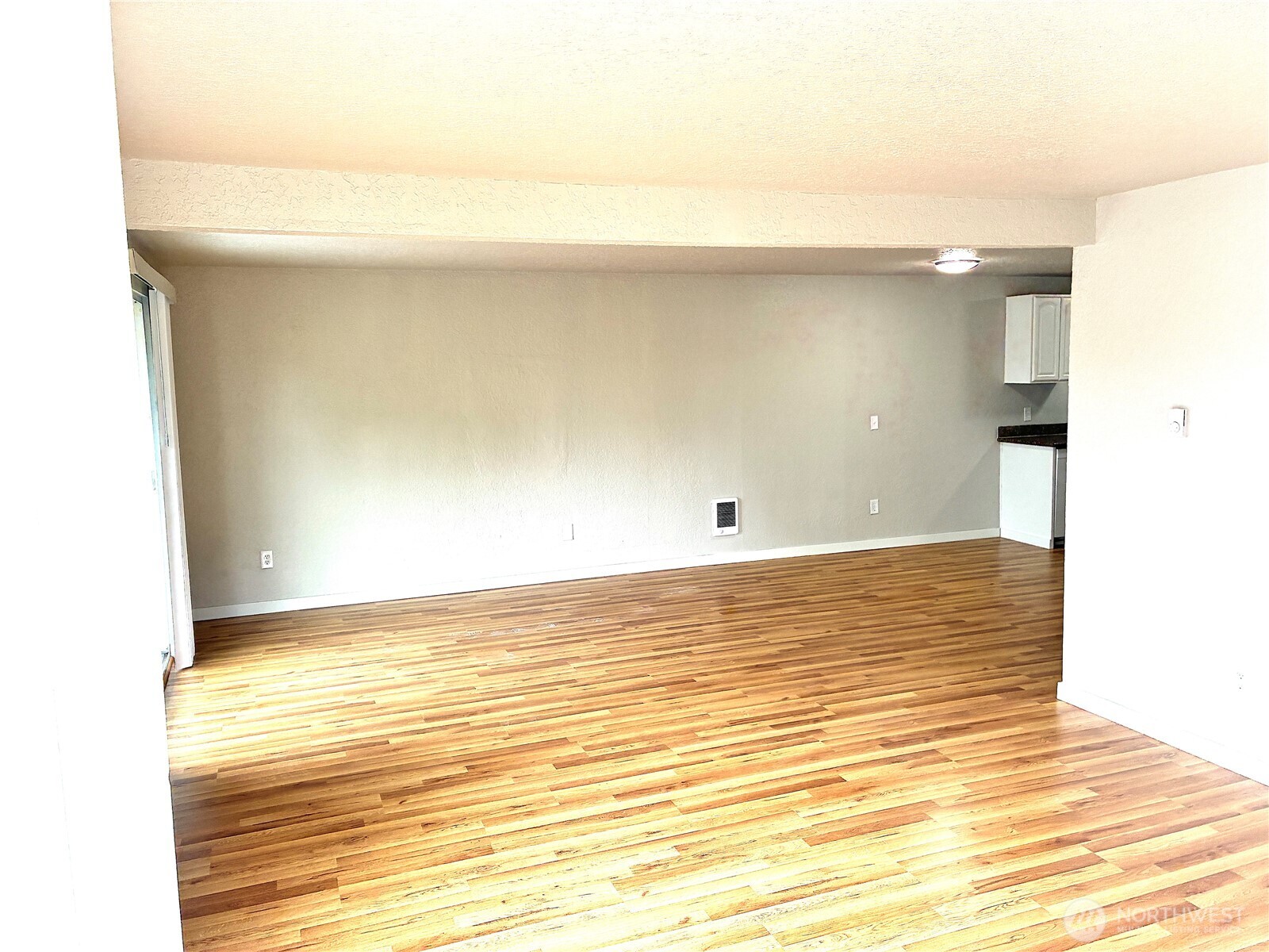 15409 9th Avenue Property Photo 15