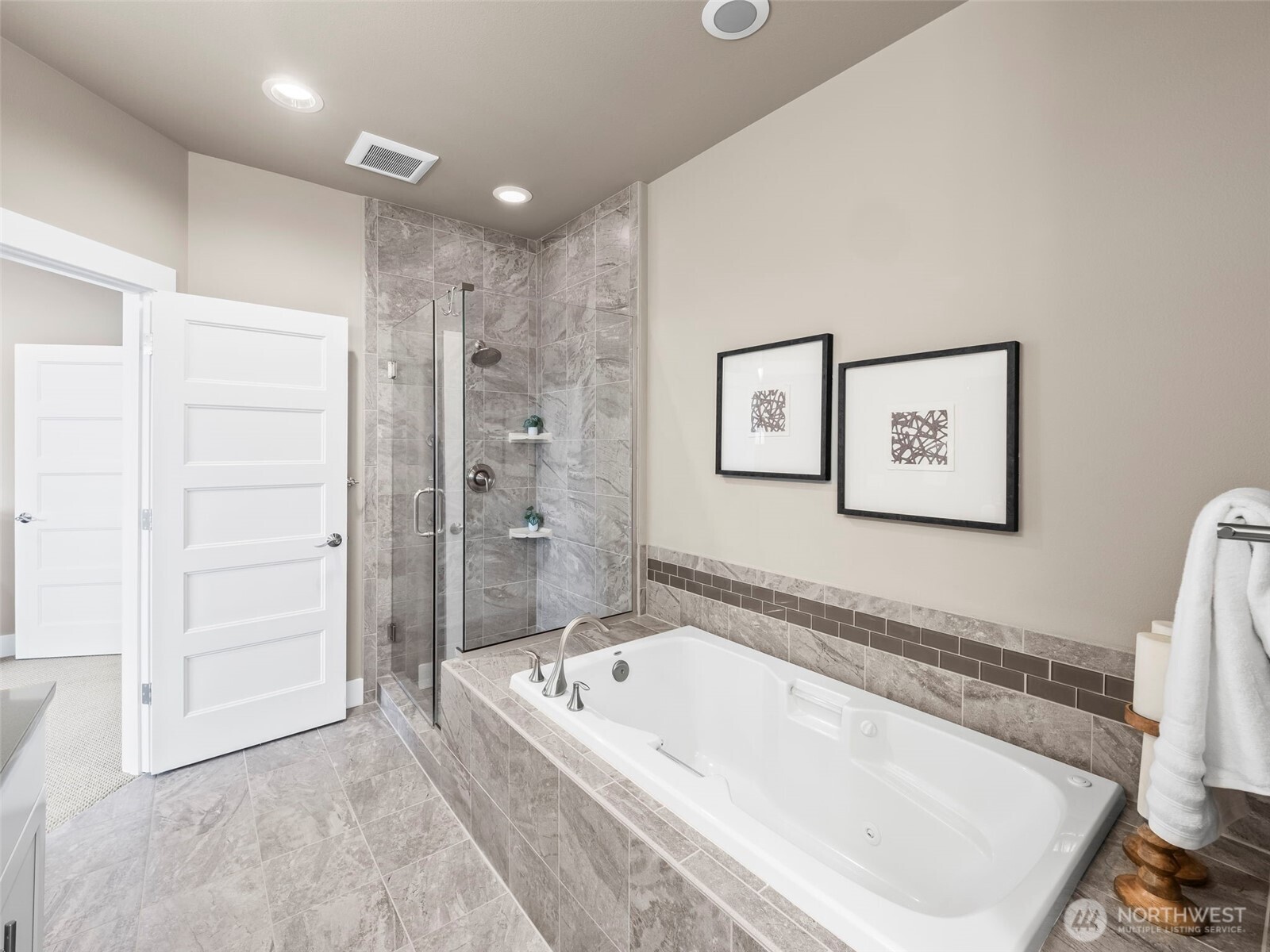 12221 58th Avenue Property Photo 28