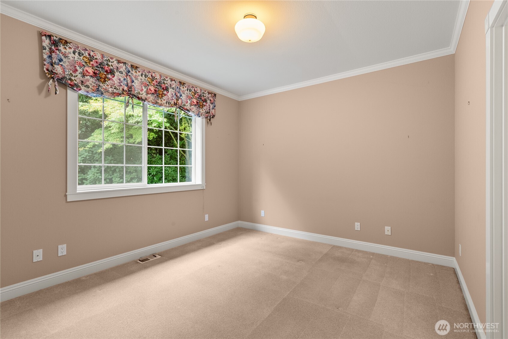 7201 Holly Hedge 8 Property Photo 24
