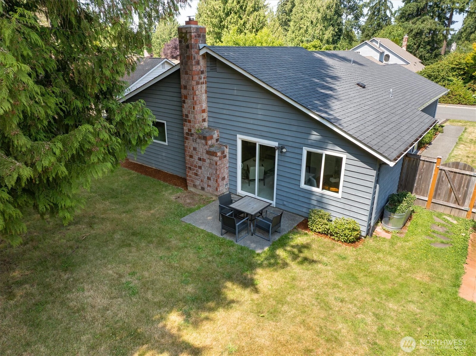 14222 61st Avenue Property Photo 4
