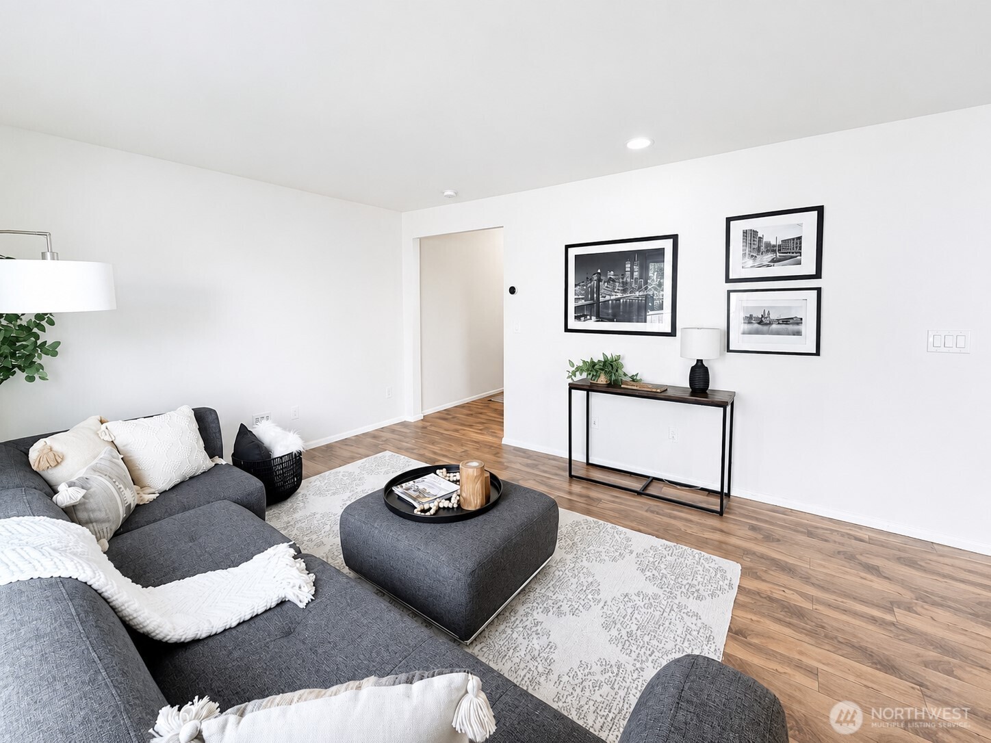 20182 110th Place Property Photo 9