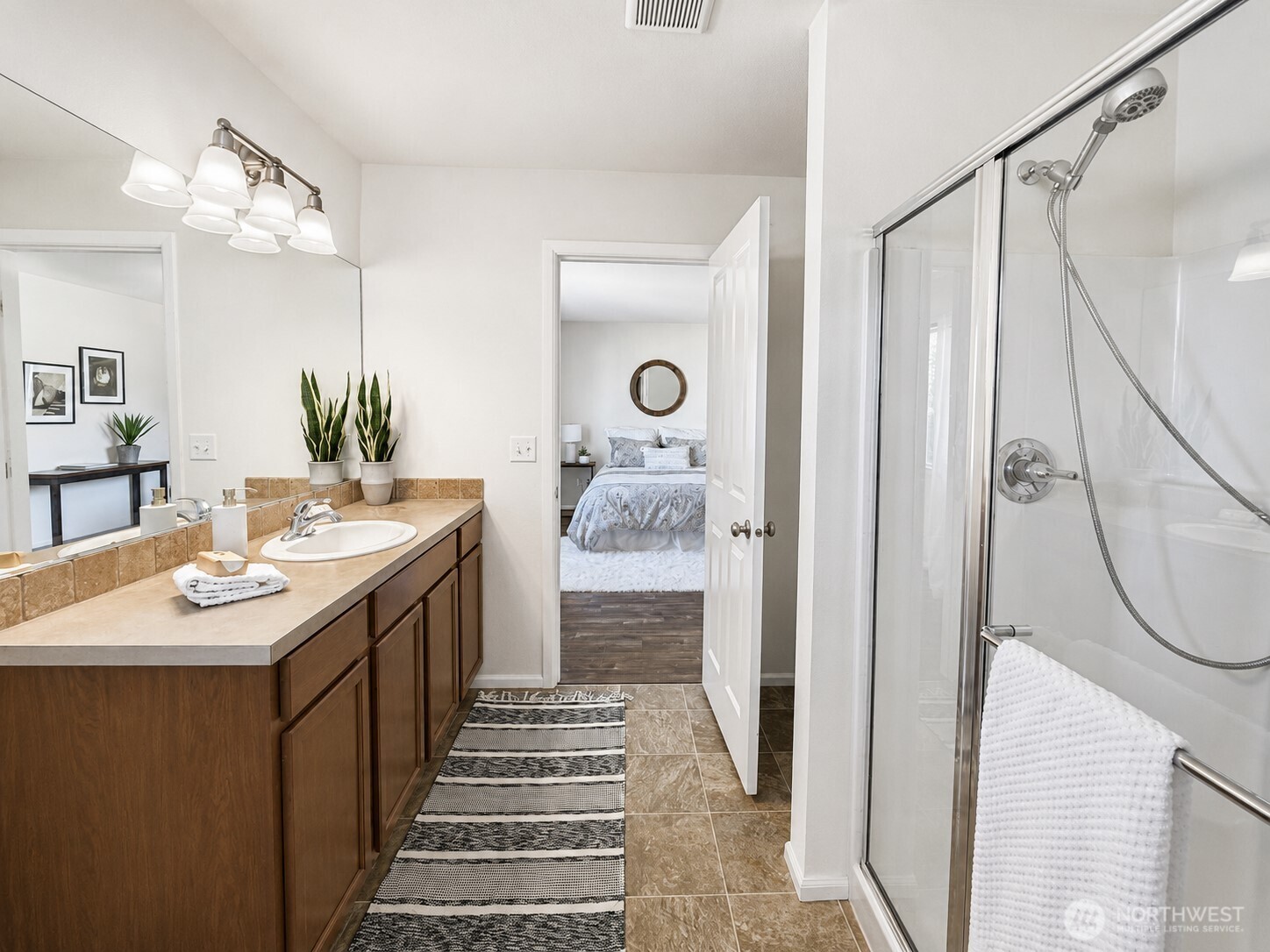 20182 110th Place Property Photo 12