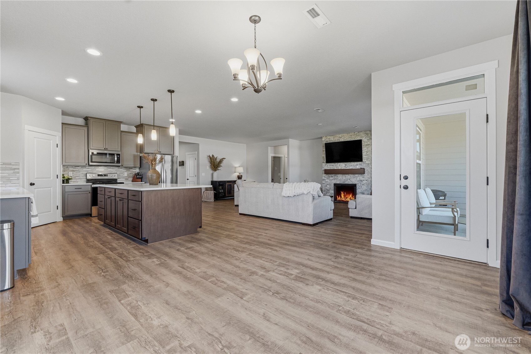1001 Redmond Avenue Property Photo 15