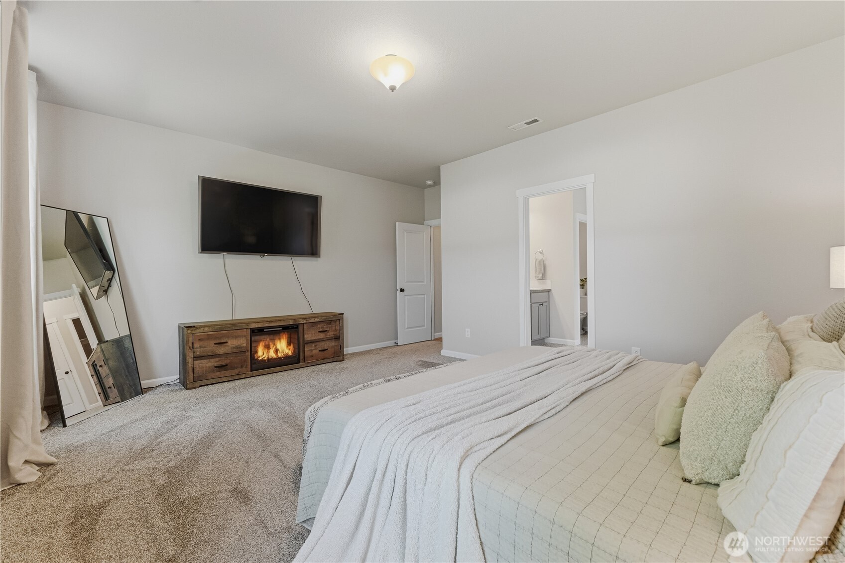 1001 Redmond Avenue Property Photo 24