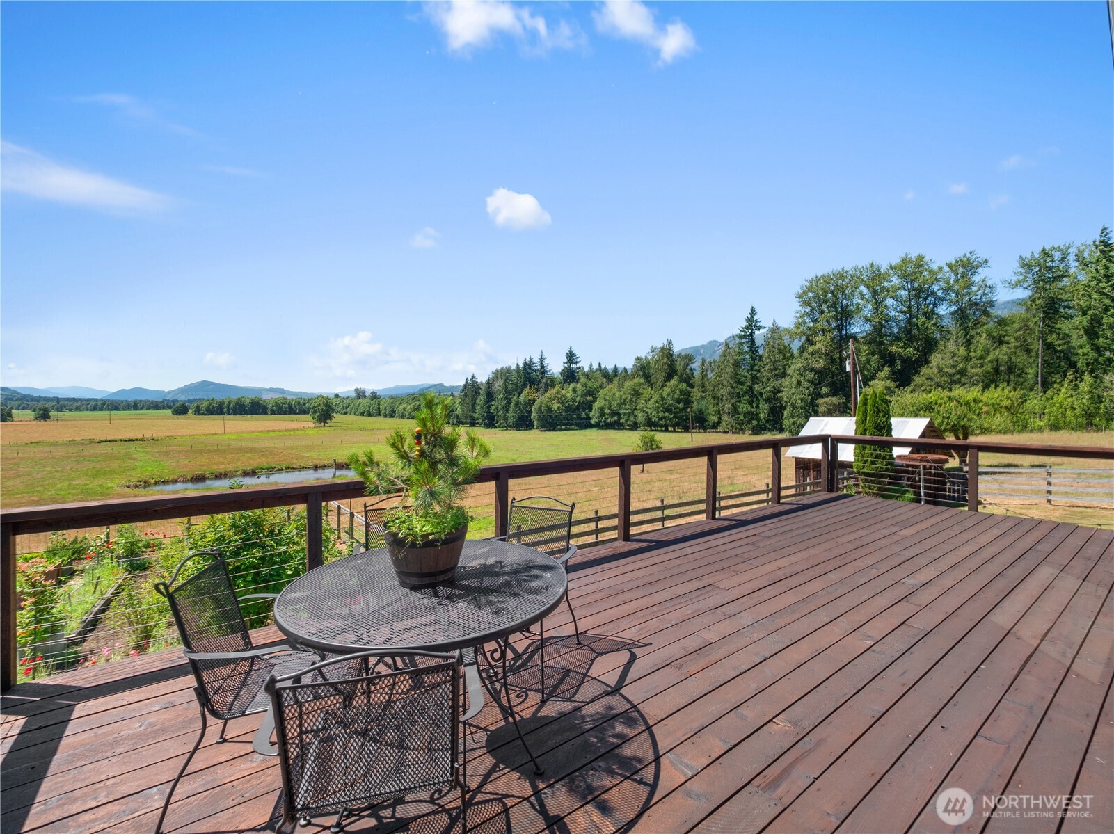 192 Skinner Road Property Photo 14