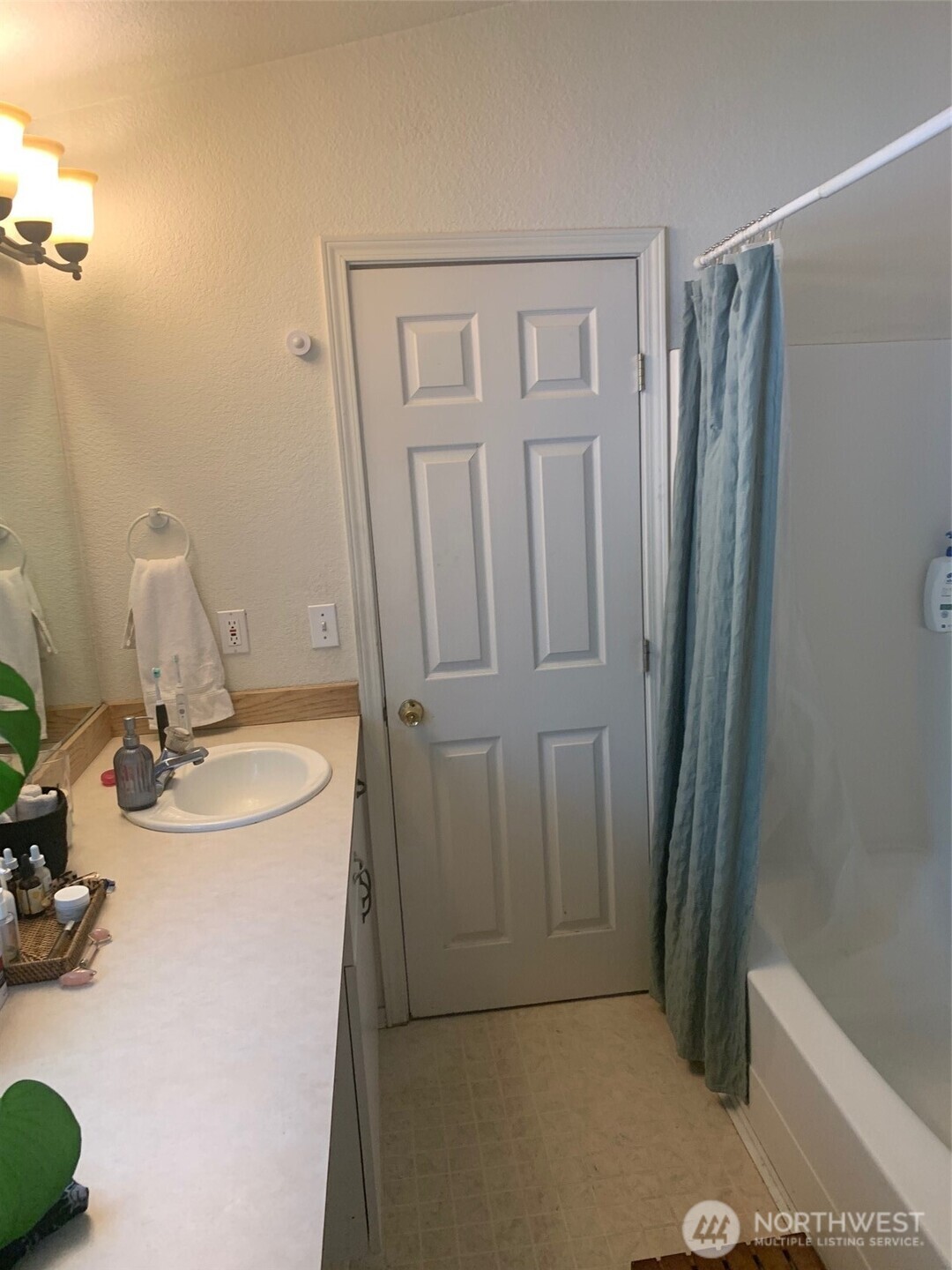 160 Prospect Property Photo 5