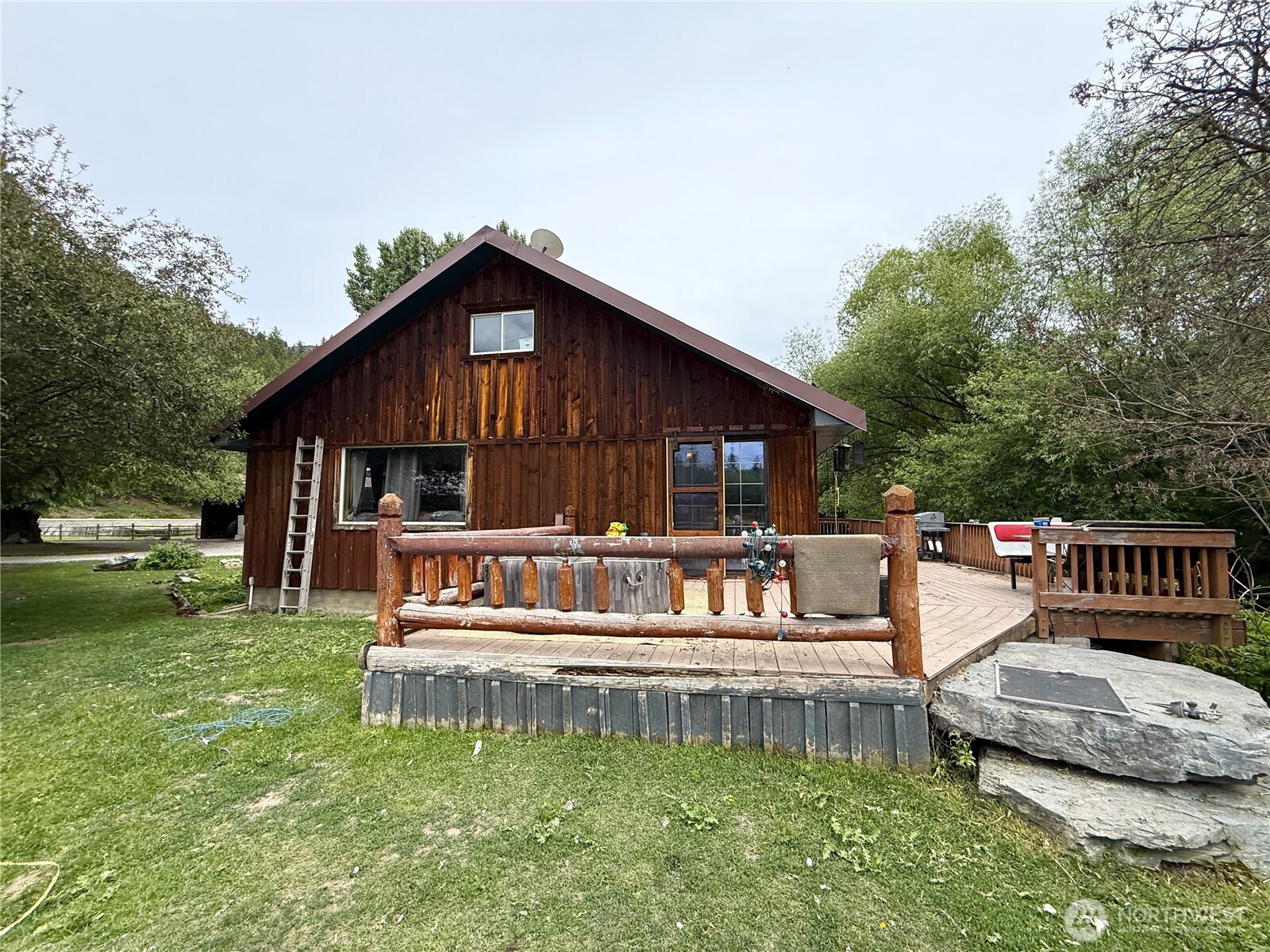 1742 Toroda Creek Road Property Photo 27