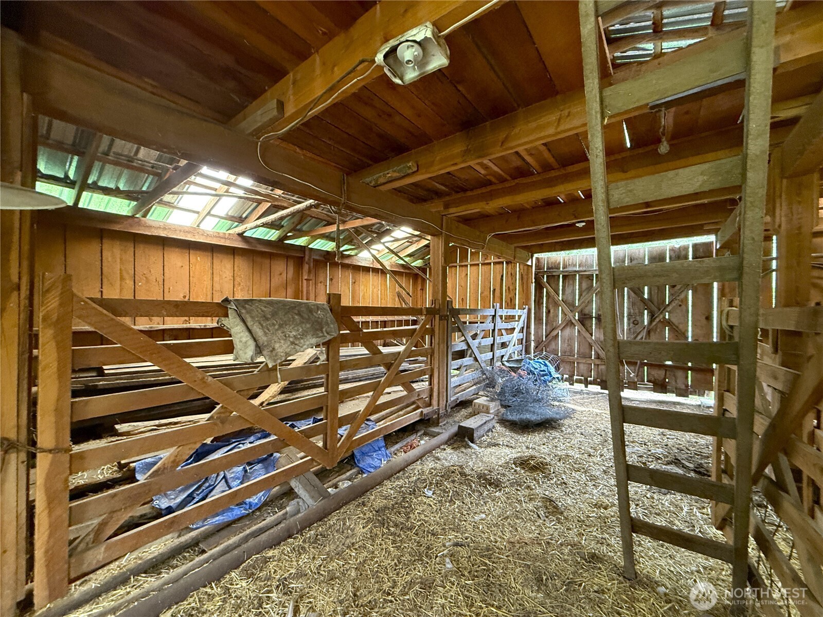 1742 Toroda Creek Road Property Photo 30