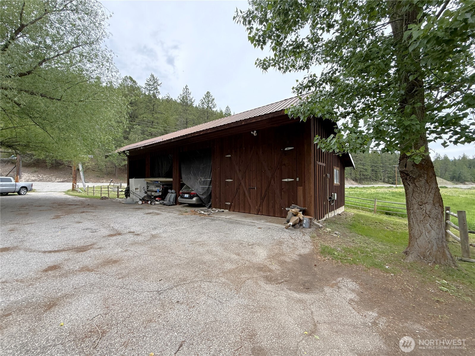 1742 Toroda Creek Road Property Photo 39