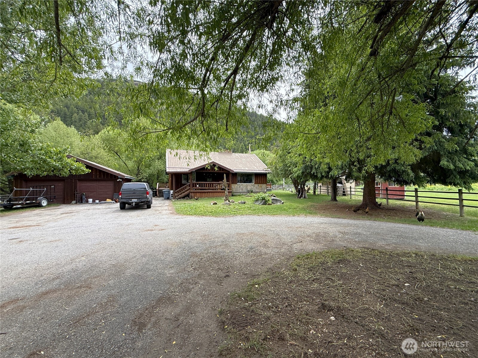 1742 Toroda Creek Road Property Photo 40
