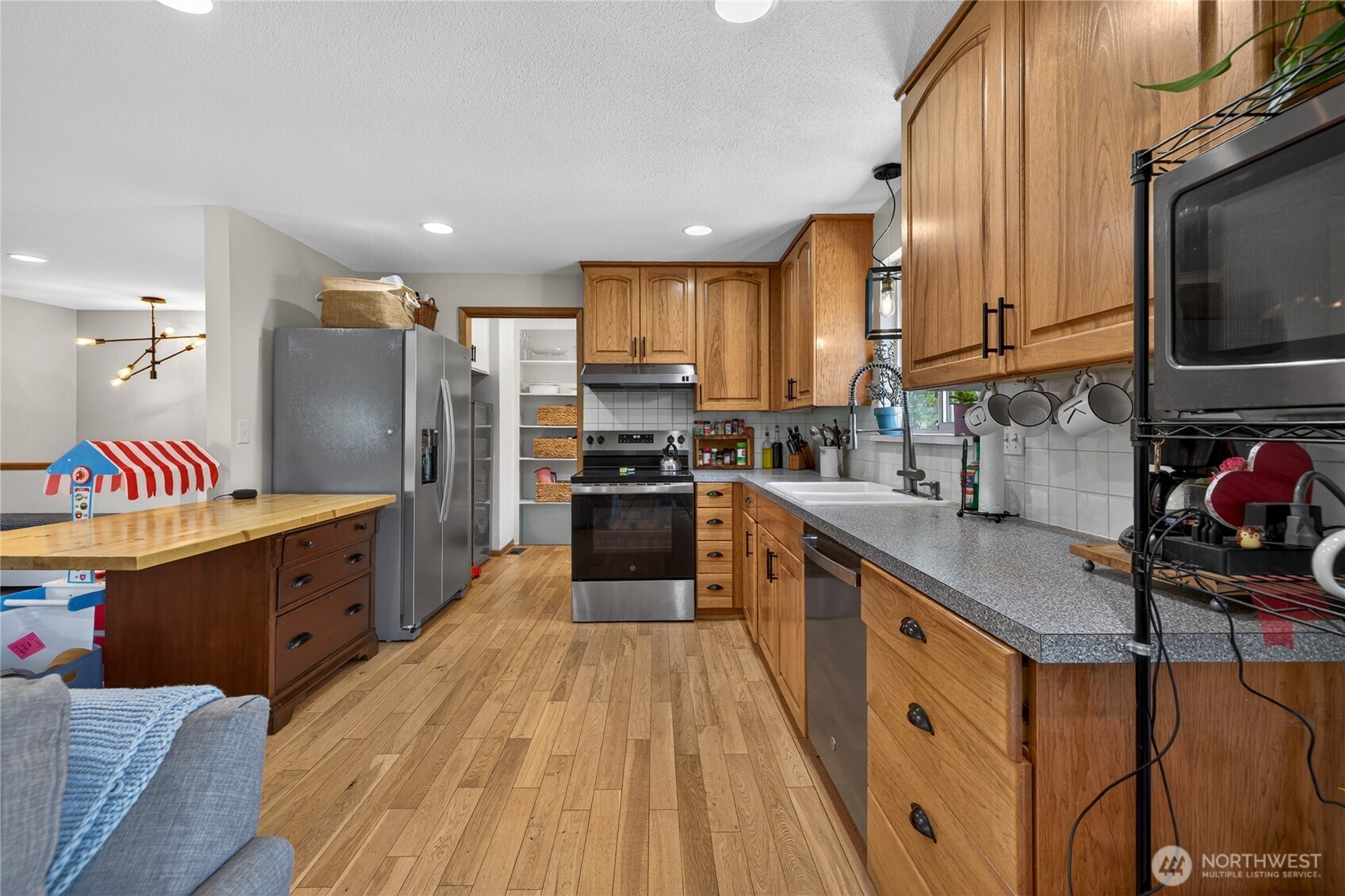 6038 Hazel Place Property Photo 12