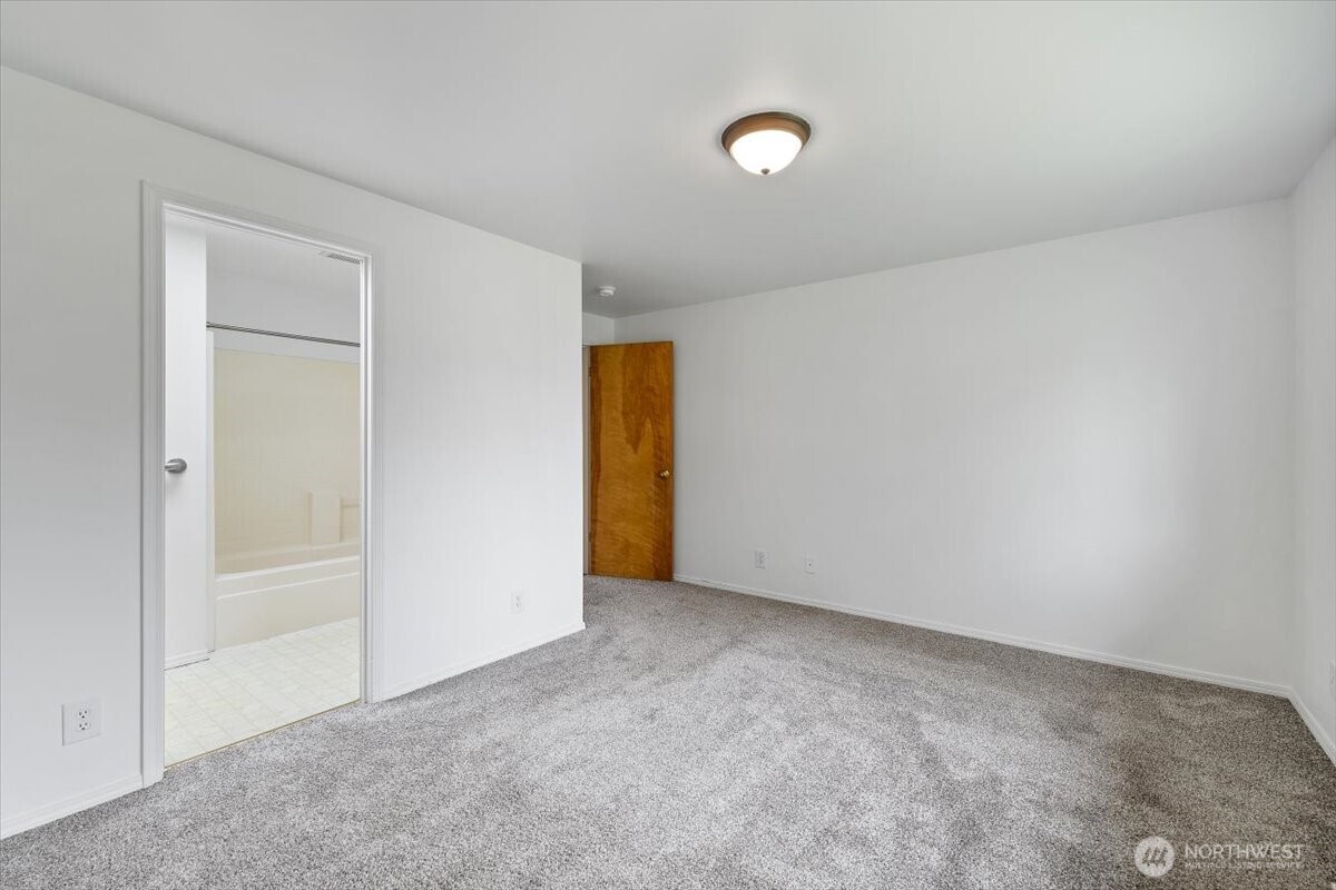 2521 Spruce Road Property Photo 16