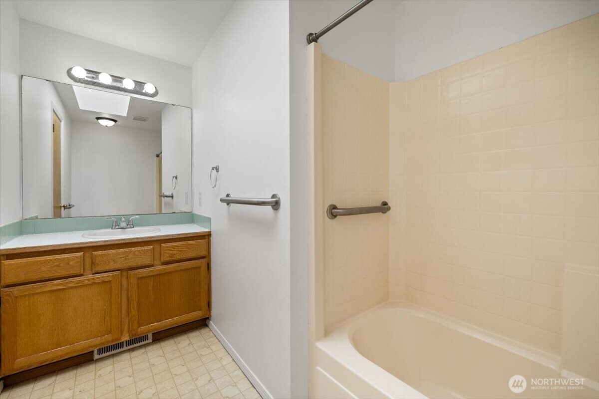 2521 Spruce Road Property Photo 17