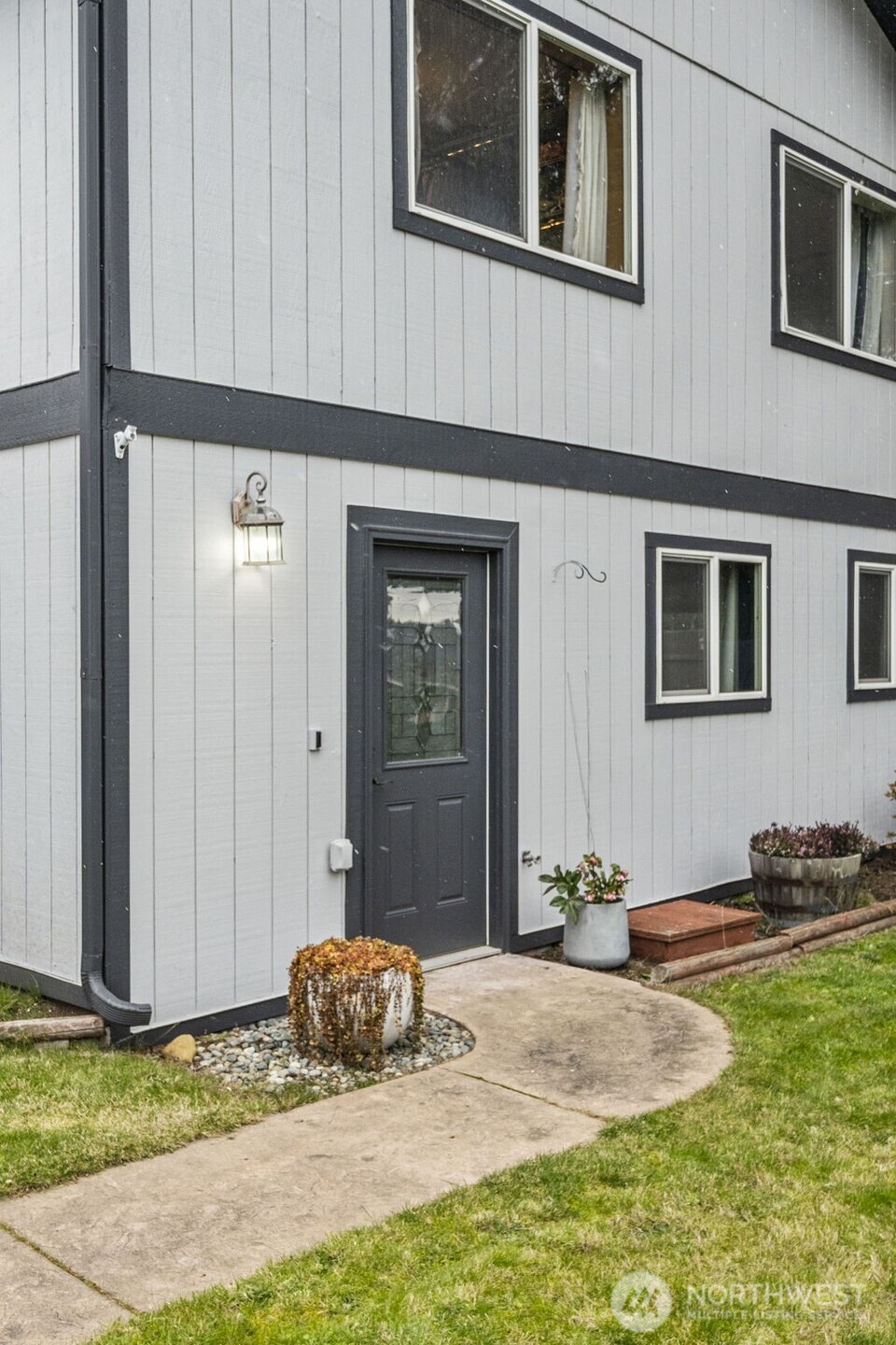 2902 N Orchard Property Photo 4