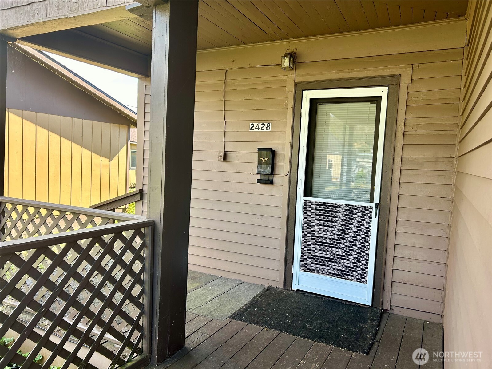 2428 Pacific Avenue Property Photo 2
