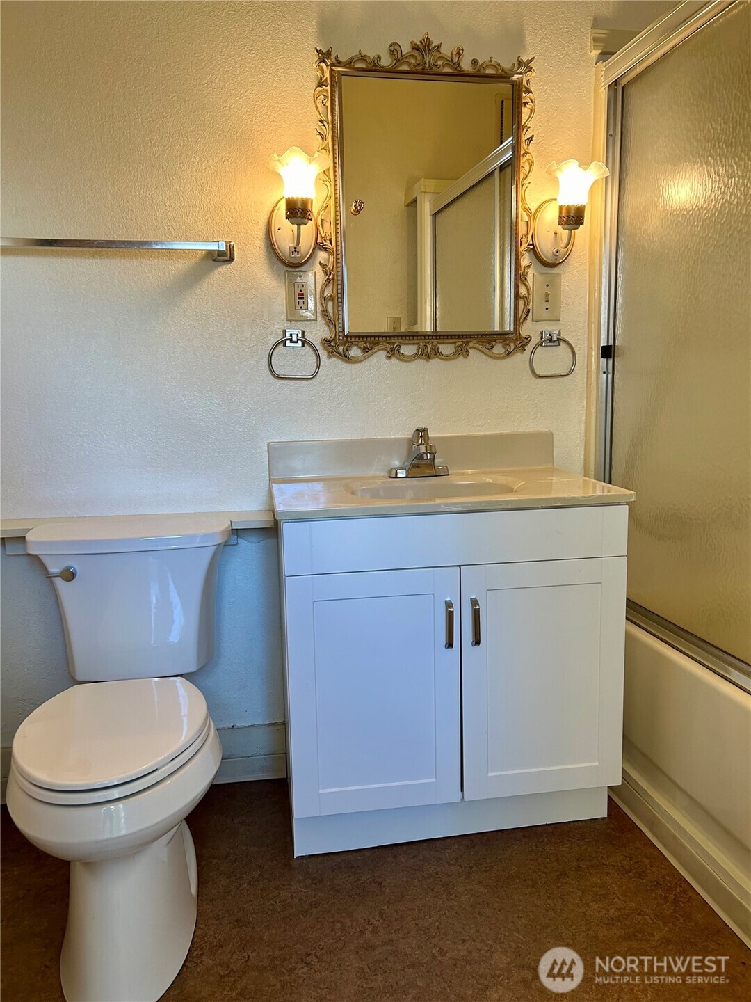 2428 Pacific Avenue Property Photo 9