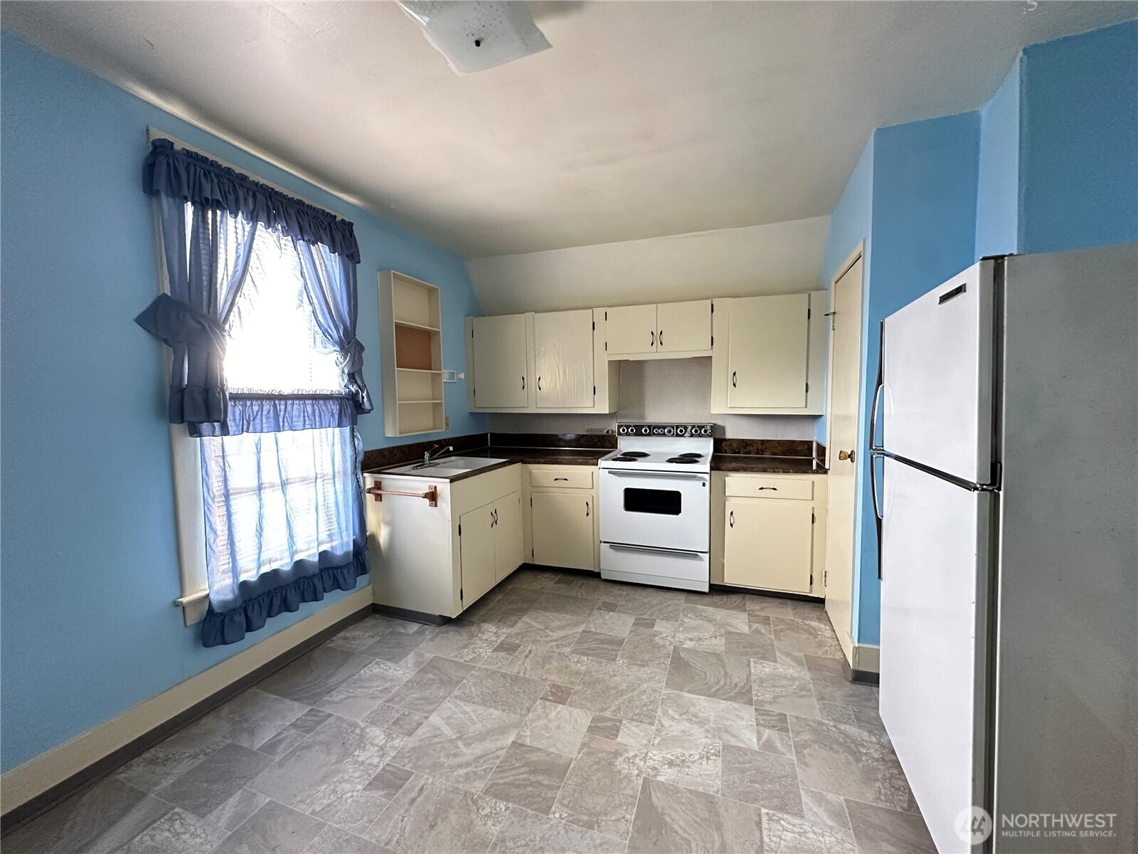 2428 Pacific Avenue Property Photo 16