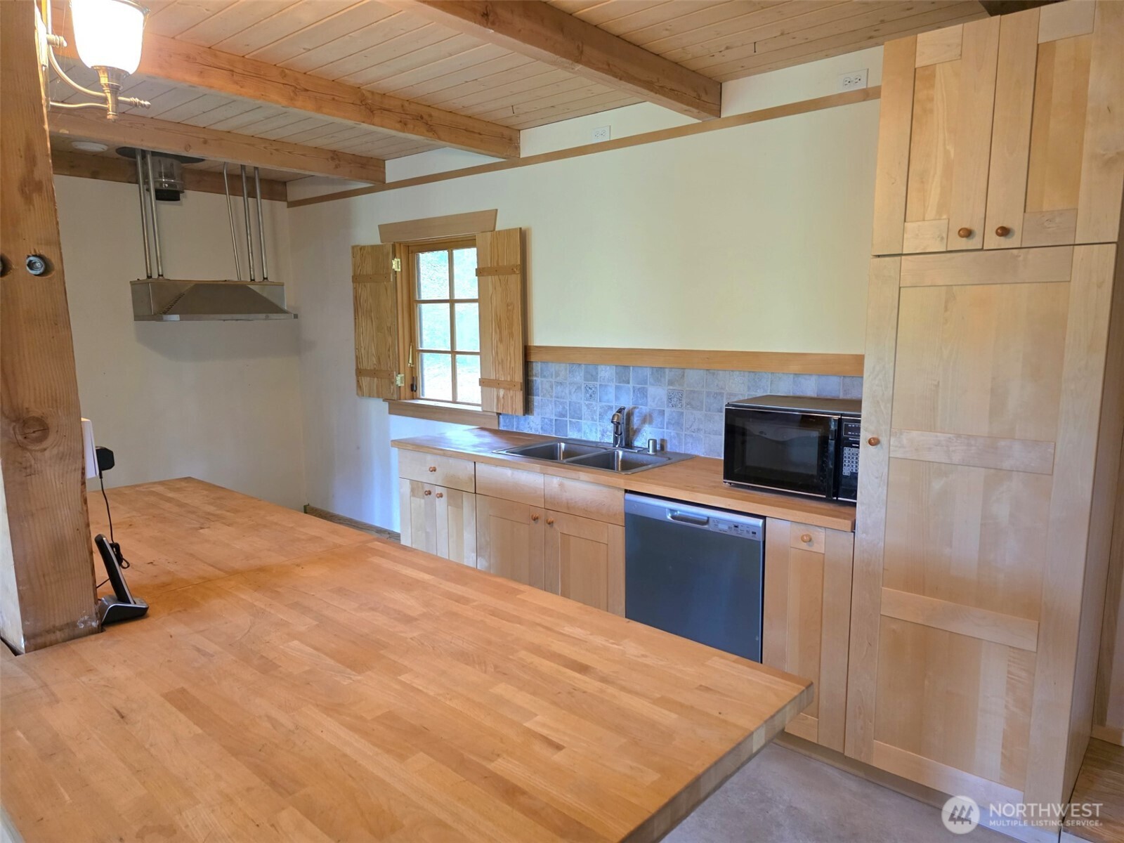 17743 Clear Lake Boulevard Property Photo 9