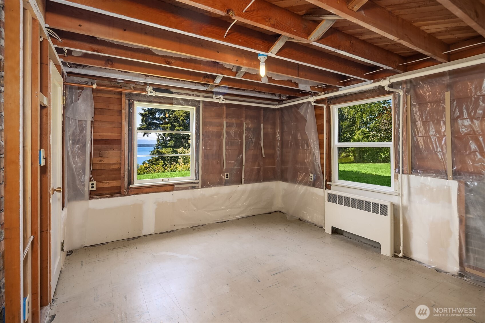 9421 190th Place Property Photo 16