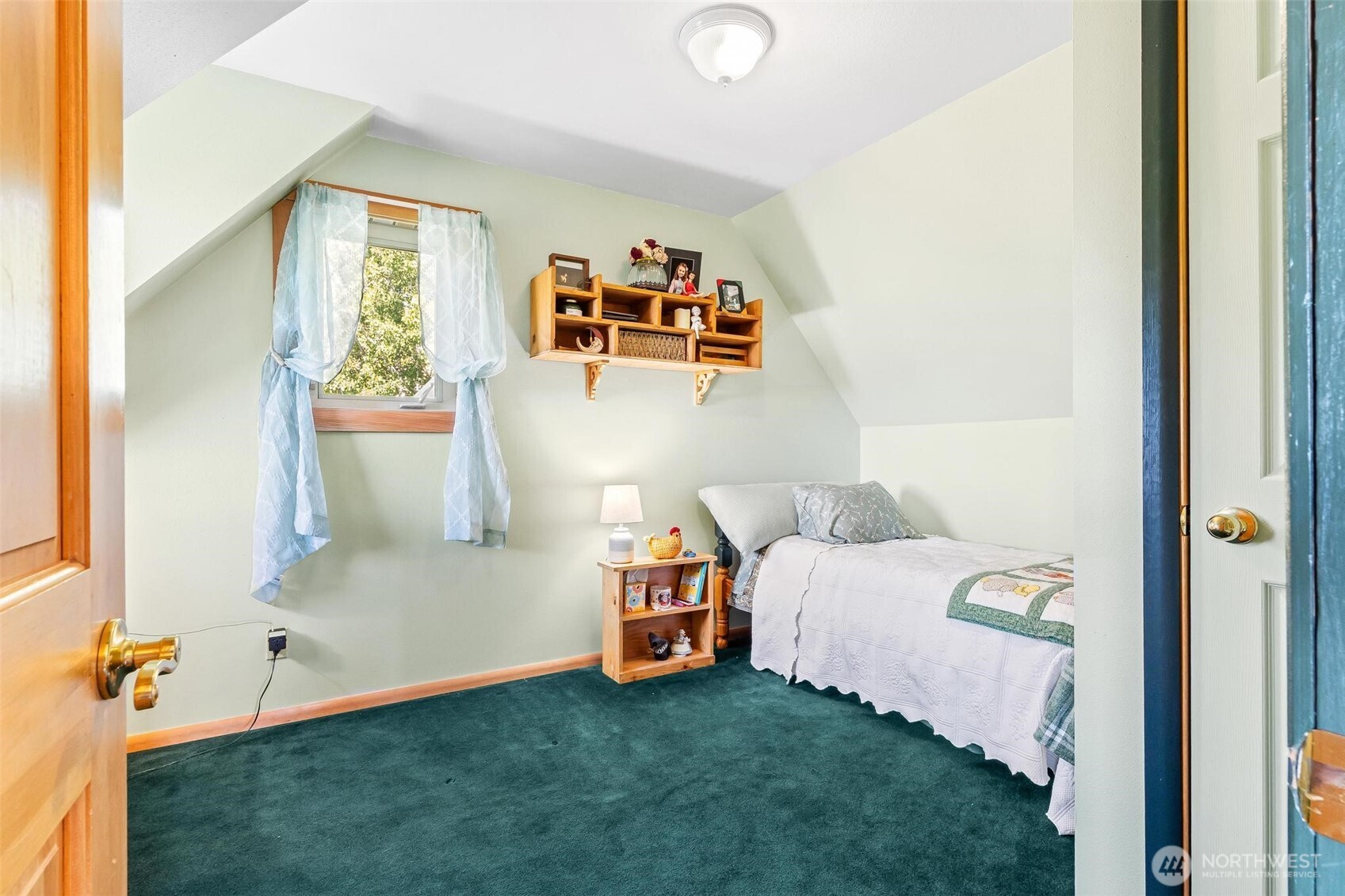 2536948 Property Photo 23