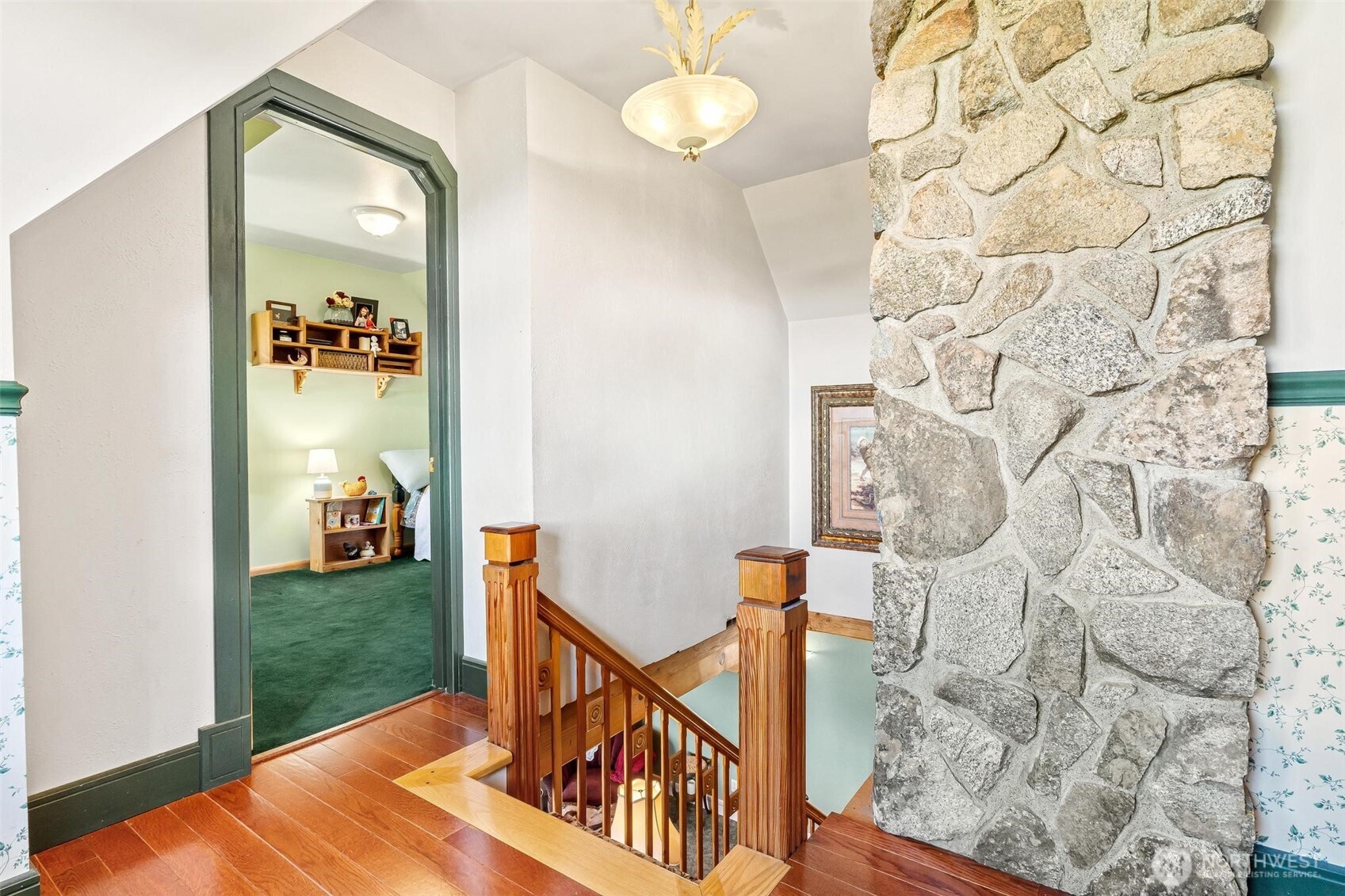 2536948 Property Photo 24